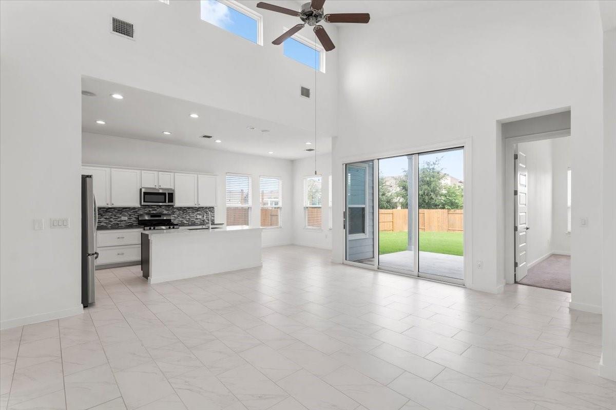 7201 Garnet Mill Ln, Austin, TX 78744