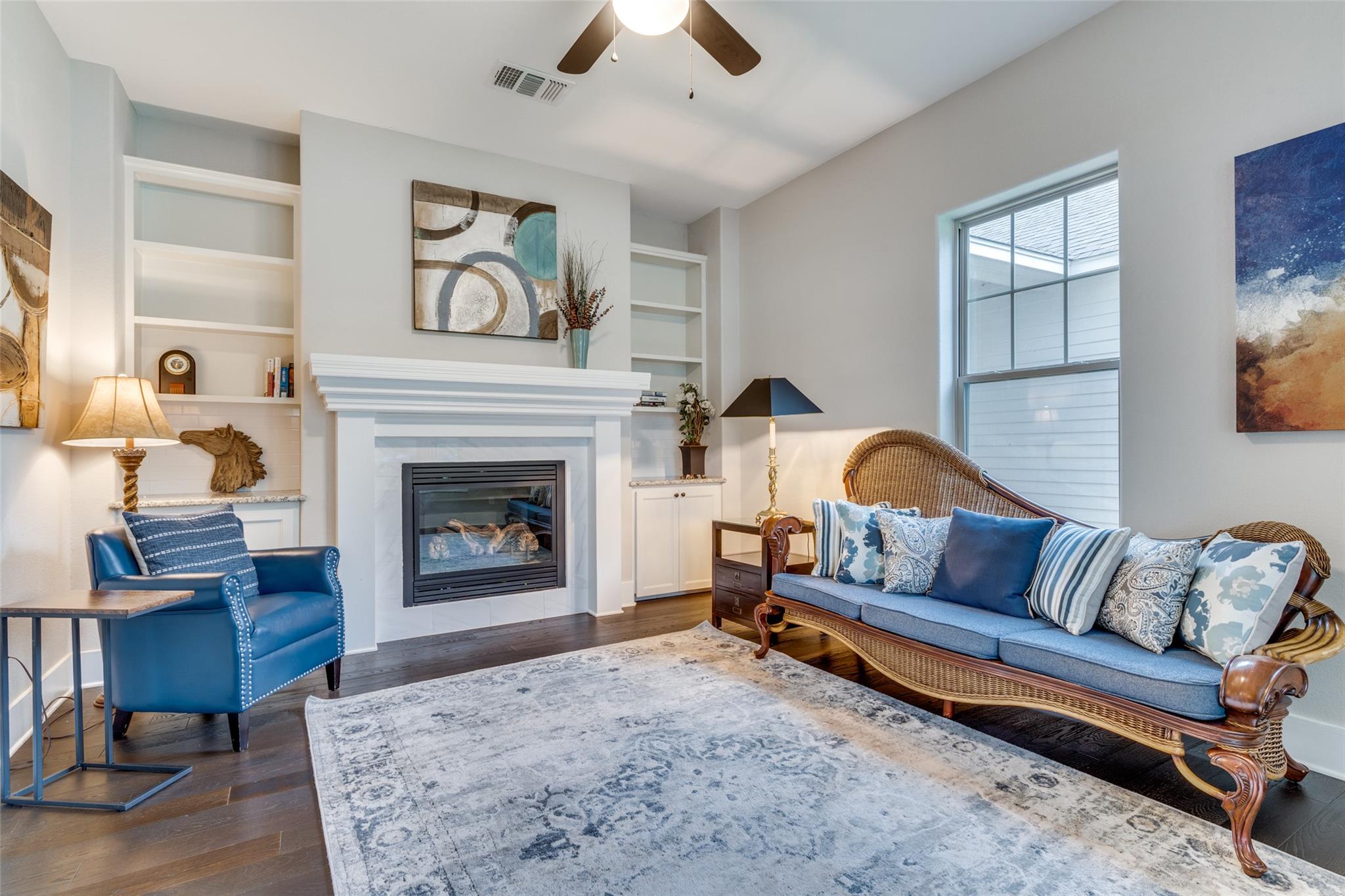 911 Farm St, Bastrop, TX 78602