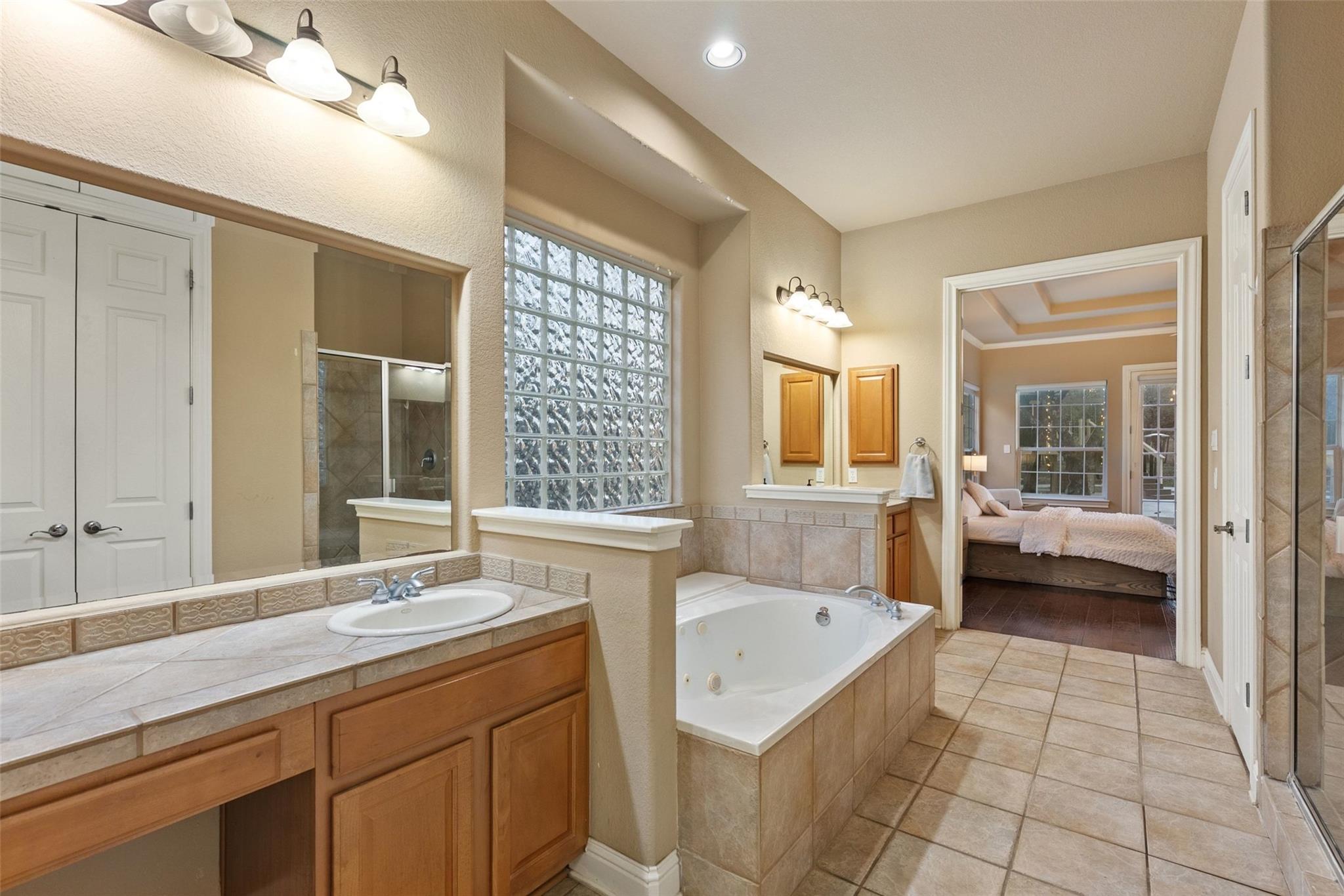 5308 Laguna Cliff Ln, Austin, TX 78734