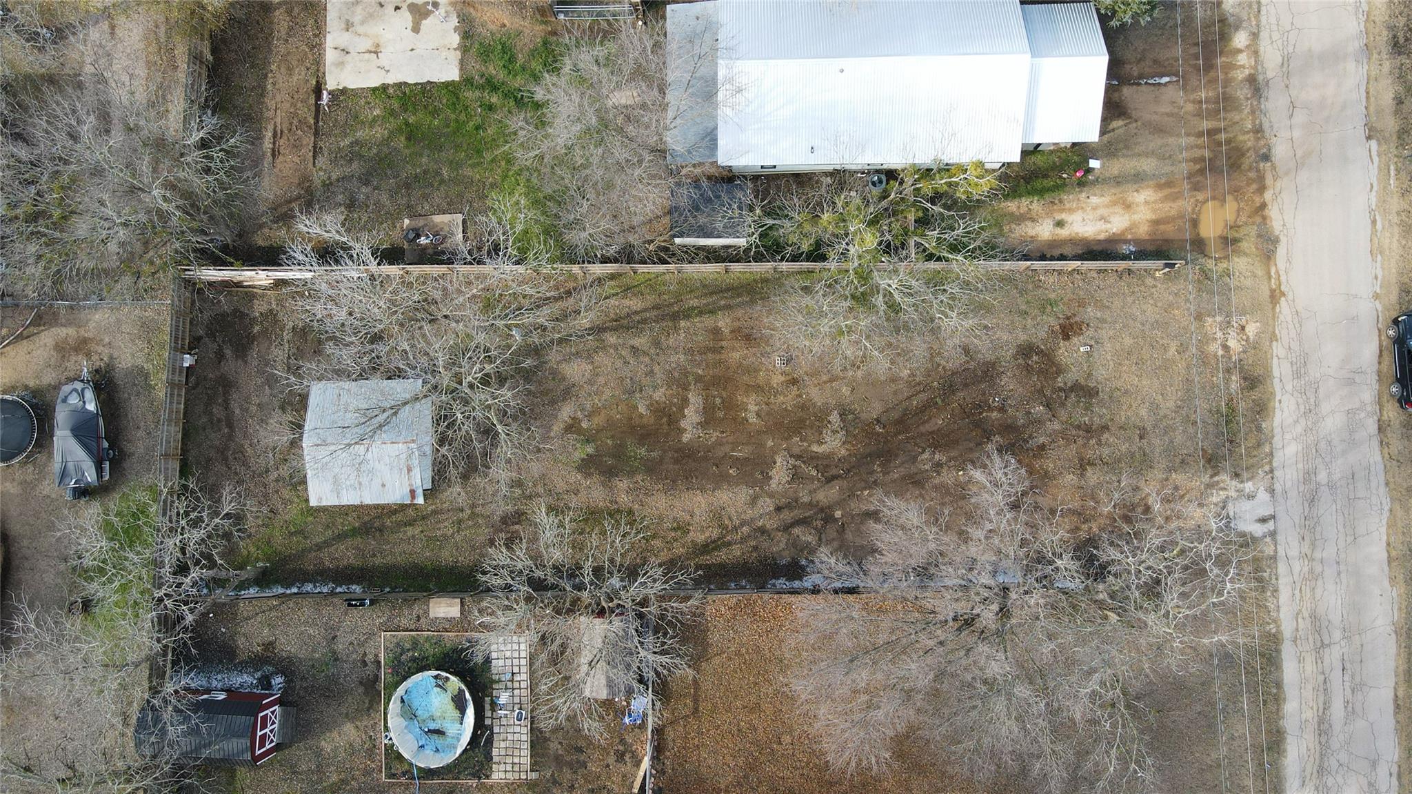 529 Giddings St, Lexington, TX 78947