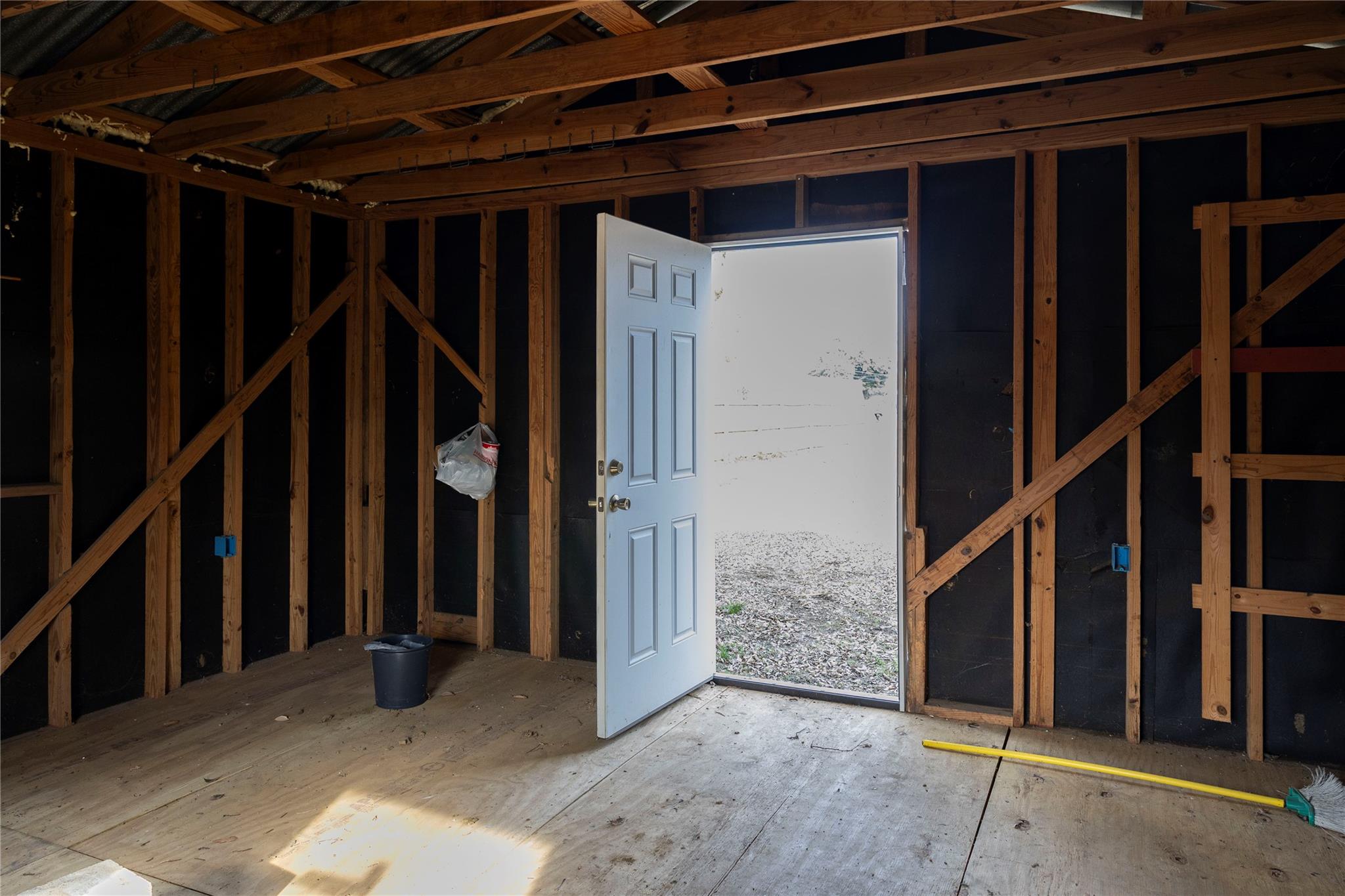 529 Giddings St, Lexington, TX 78947