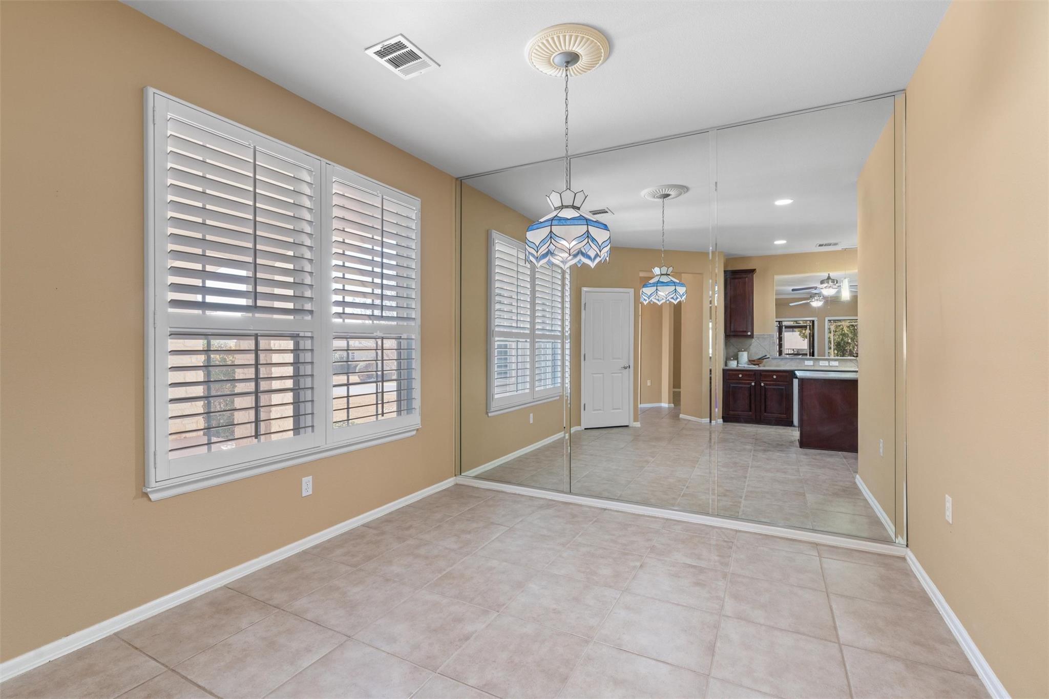 300 Cooper Lake Dr, Georgetown, TX 78633