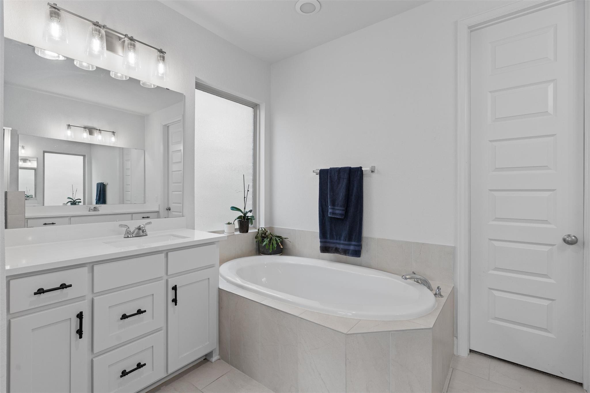 221 Ashmore Ln, Georgetown, TX 78628