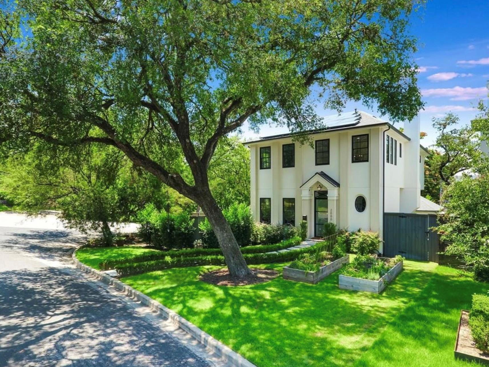 2000 Raleigh Ave, Austin, TX 78703