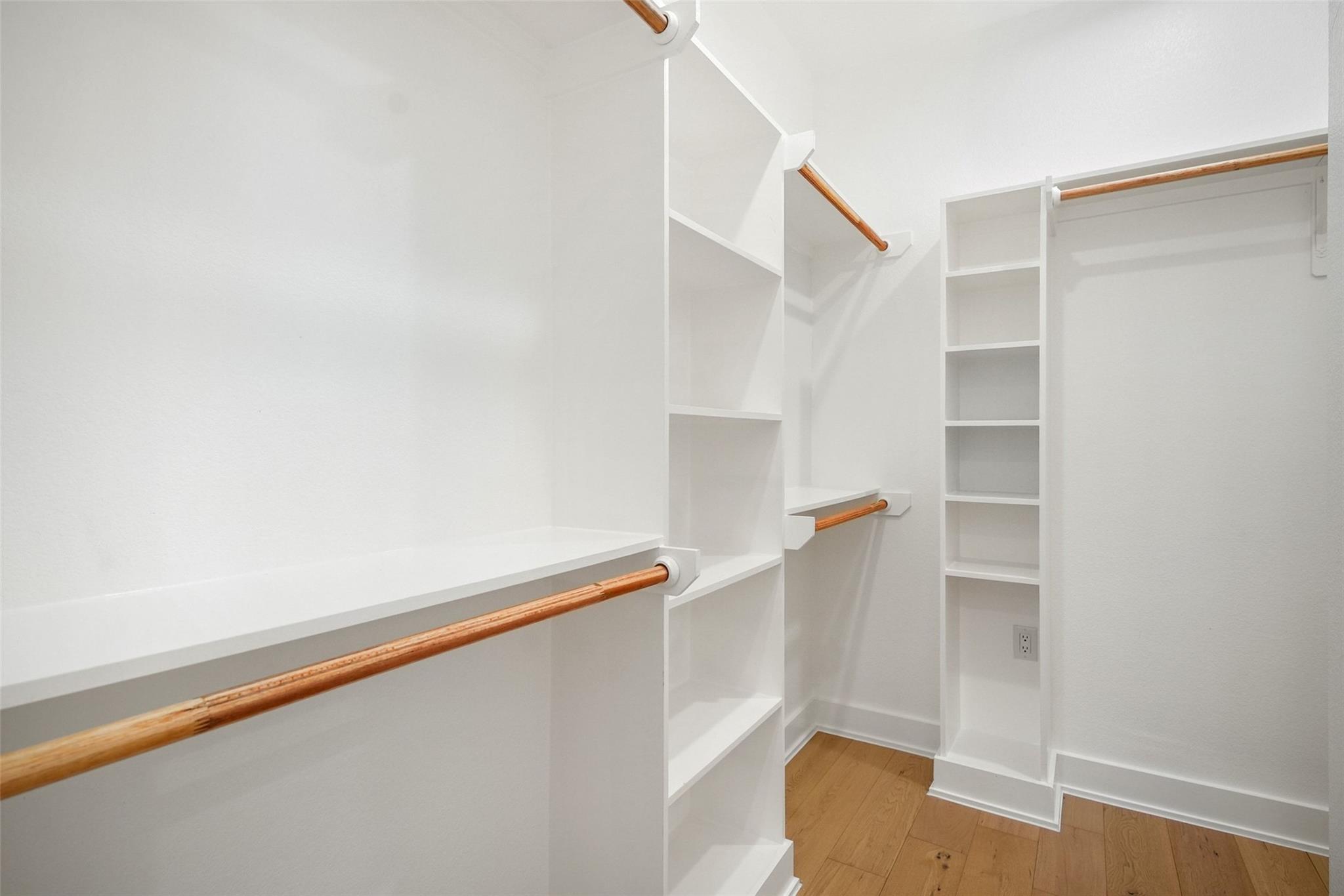 5109 Stone Gate Dr # 2, Austin, TX 78721