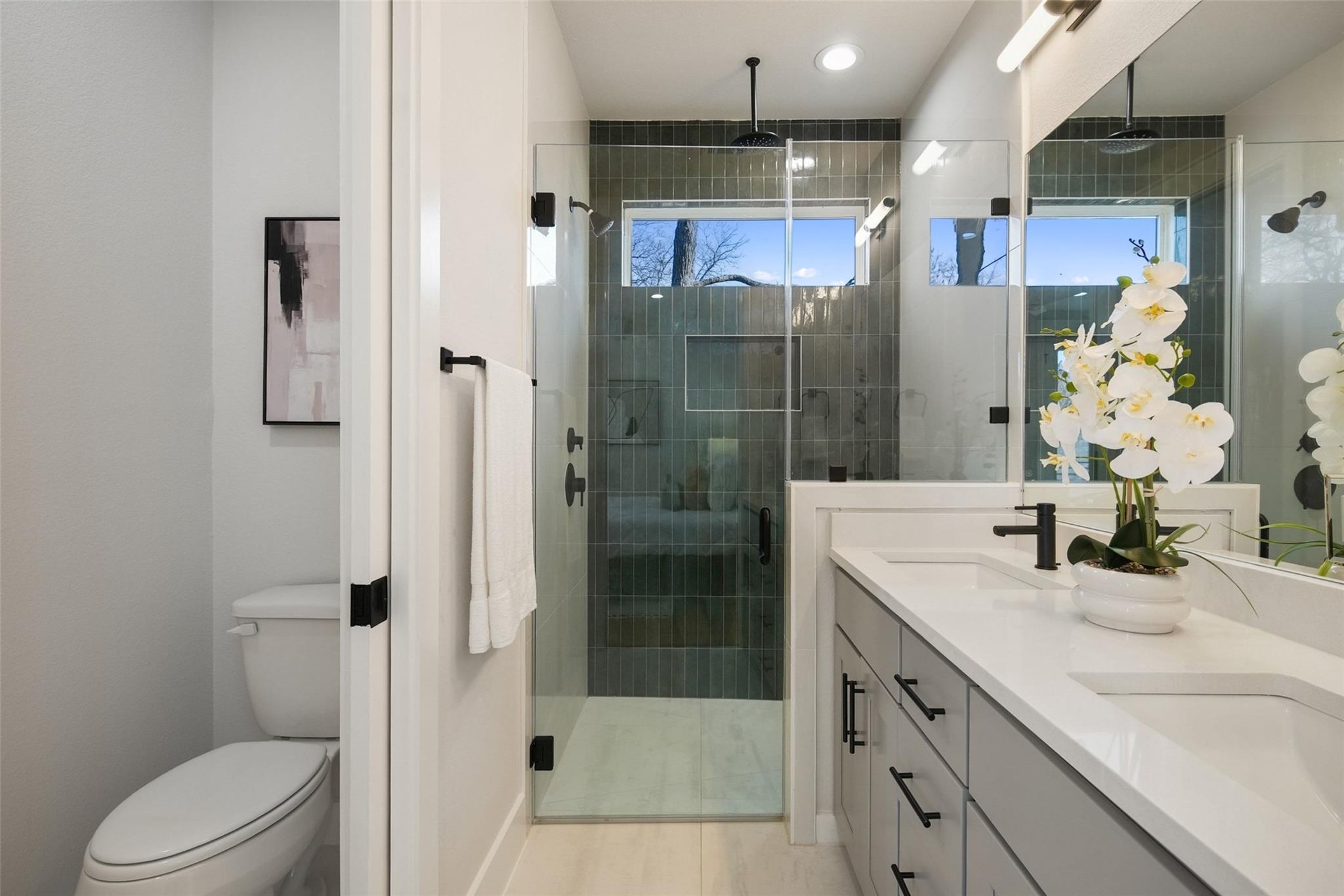 5109 Stone Gate Dr # 2, Austin, TX 78721