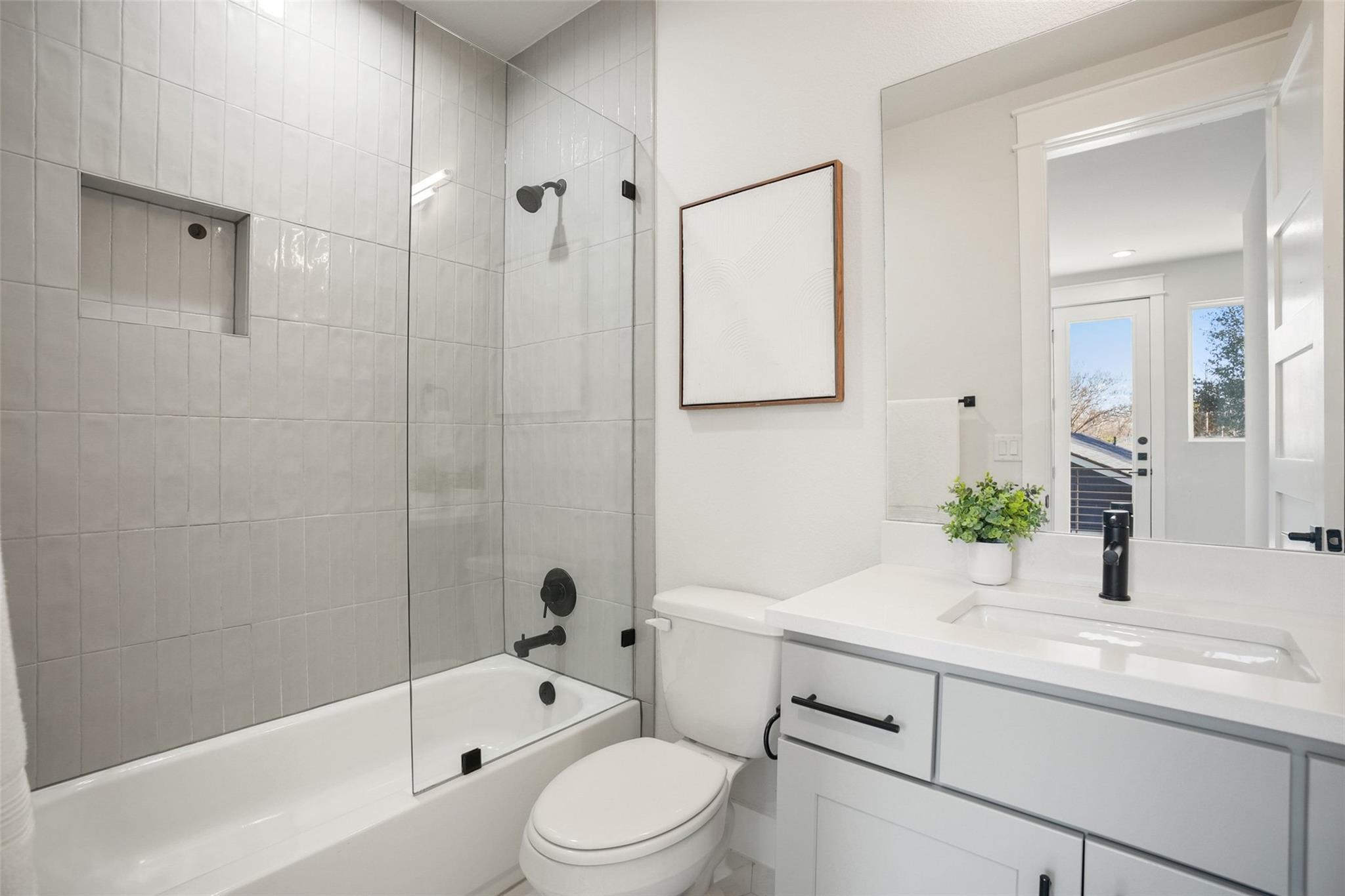 5109 Stone Gate Dr # 2, Austin, TX 78721