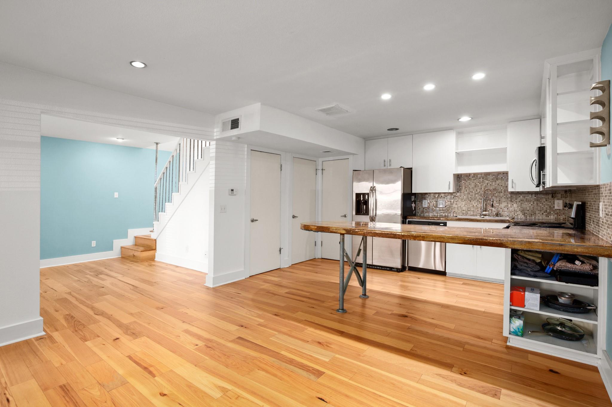 1101 Shoal Creek Blvd # 6, Austin, TX 78701