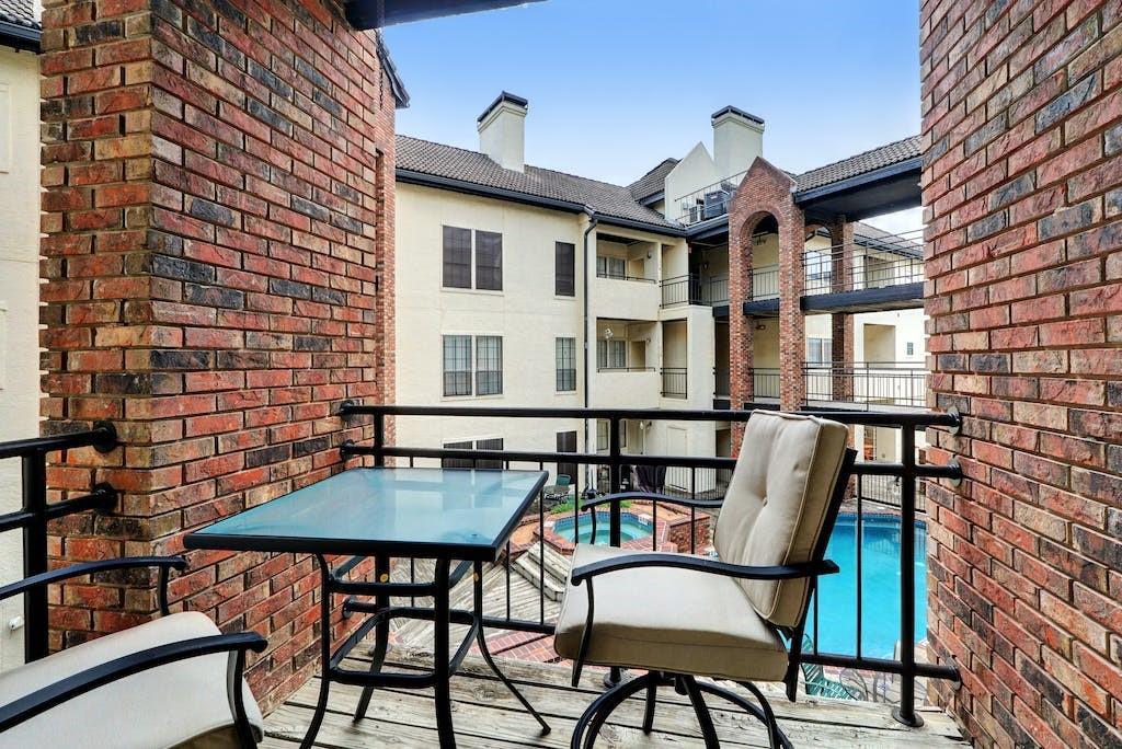 3001 CEDAR St # 204, Austin, TX 78705