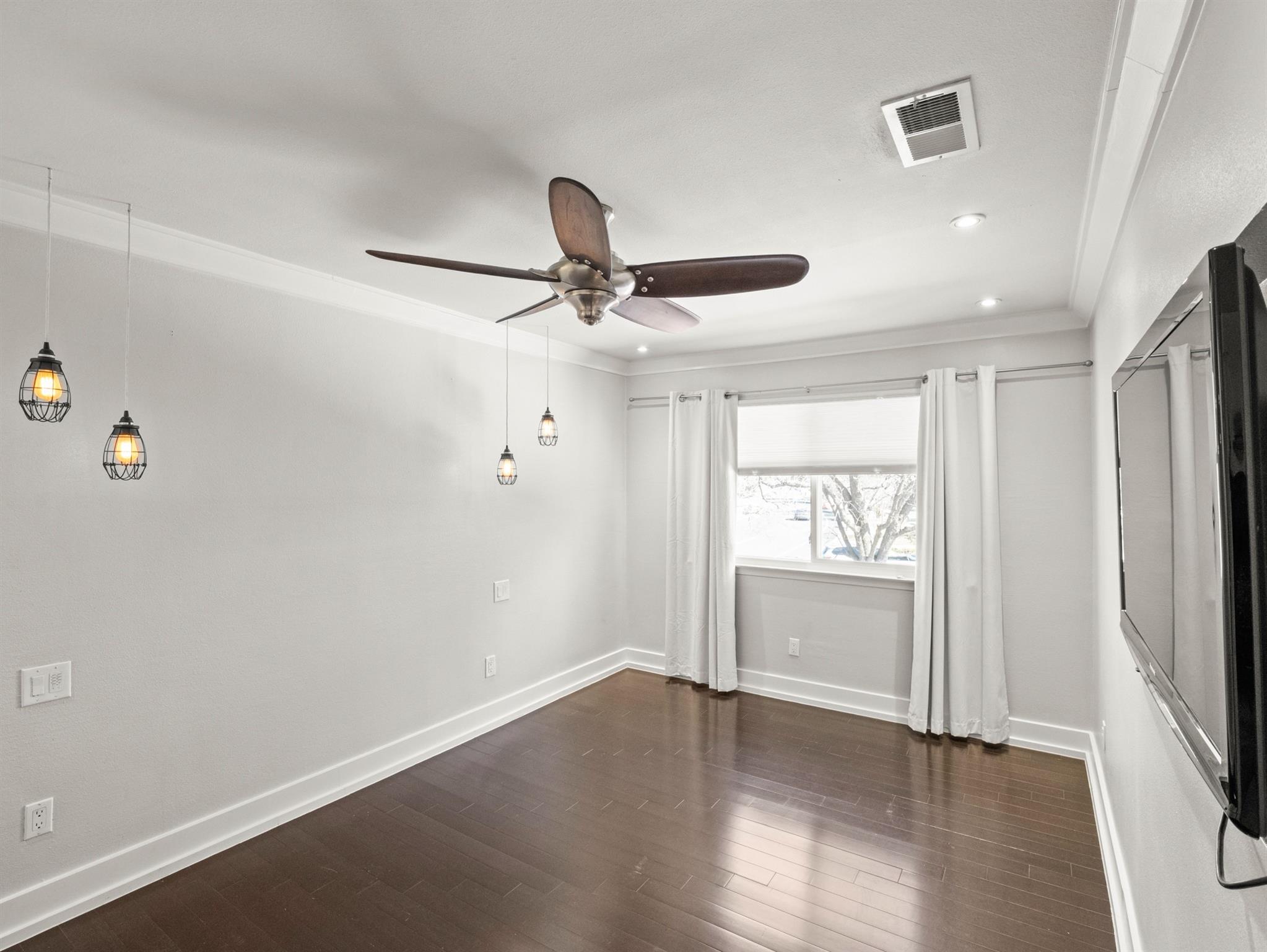 12807 Spillway Dr, Austin, TX 78729