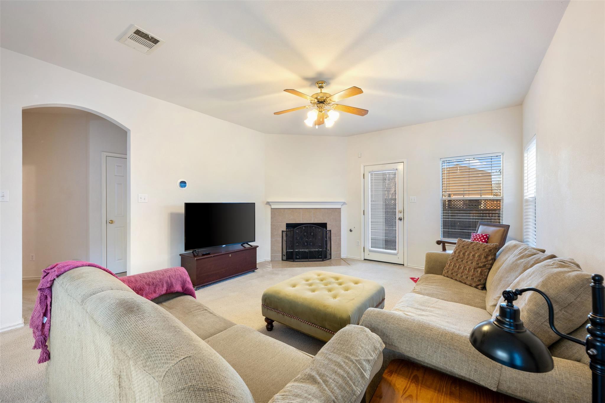 804 Estancia Way, Leander, TX 78641