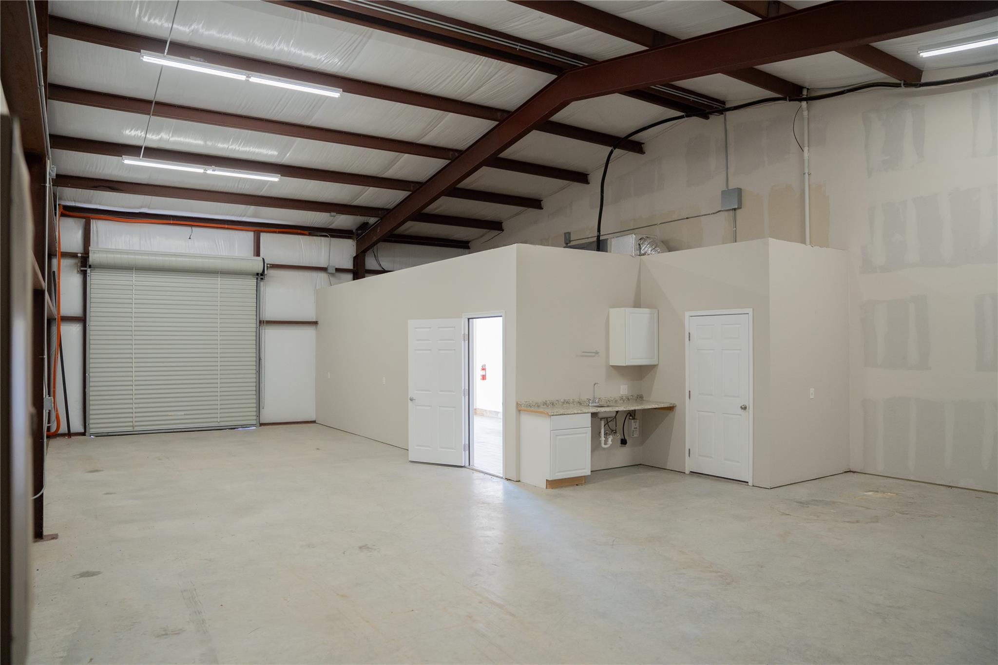 2550 County Road 279 Rd # E&F, Leander, TX 78641