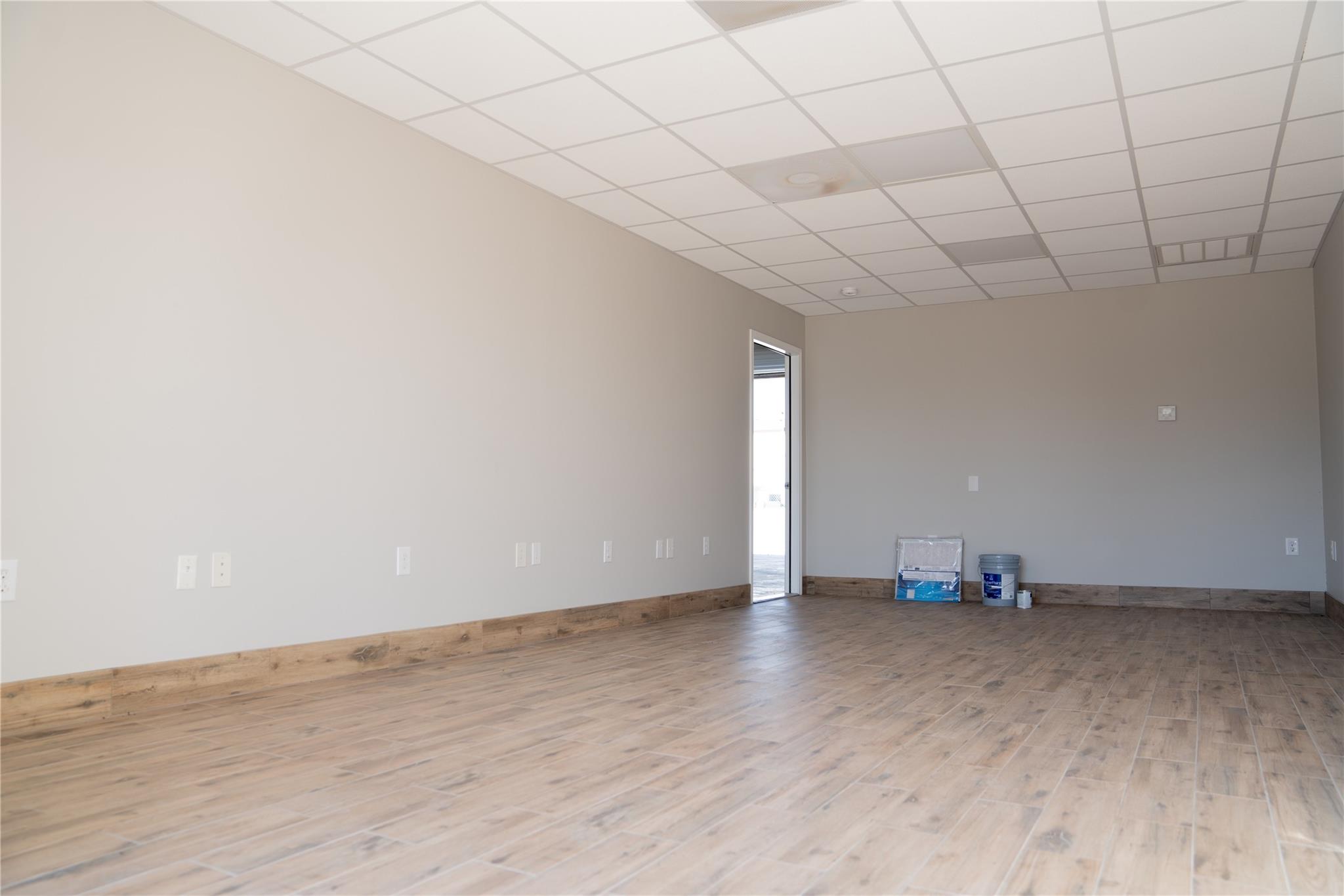 2550 County Road 279 Rd # E&F, Leander, TX 78641