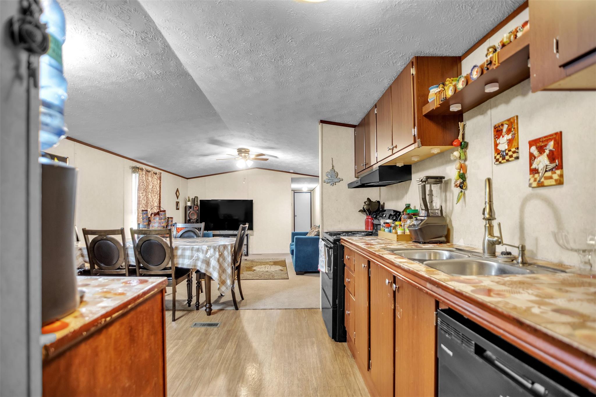 363 El Rey Dr, Kyle, TX 78640