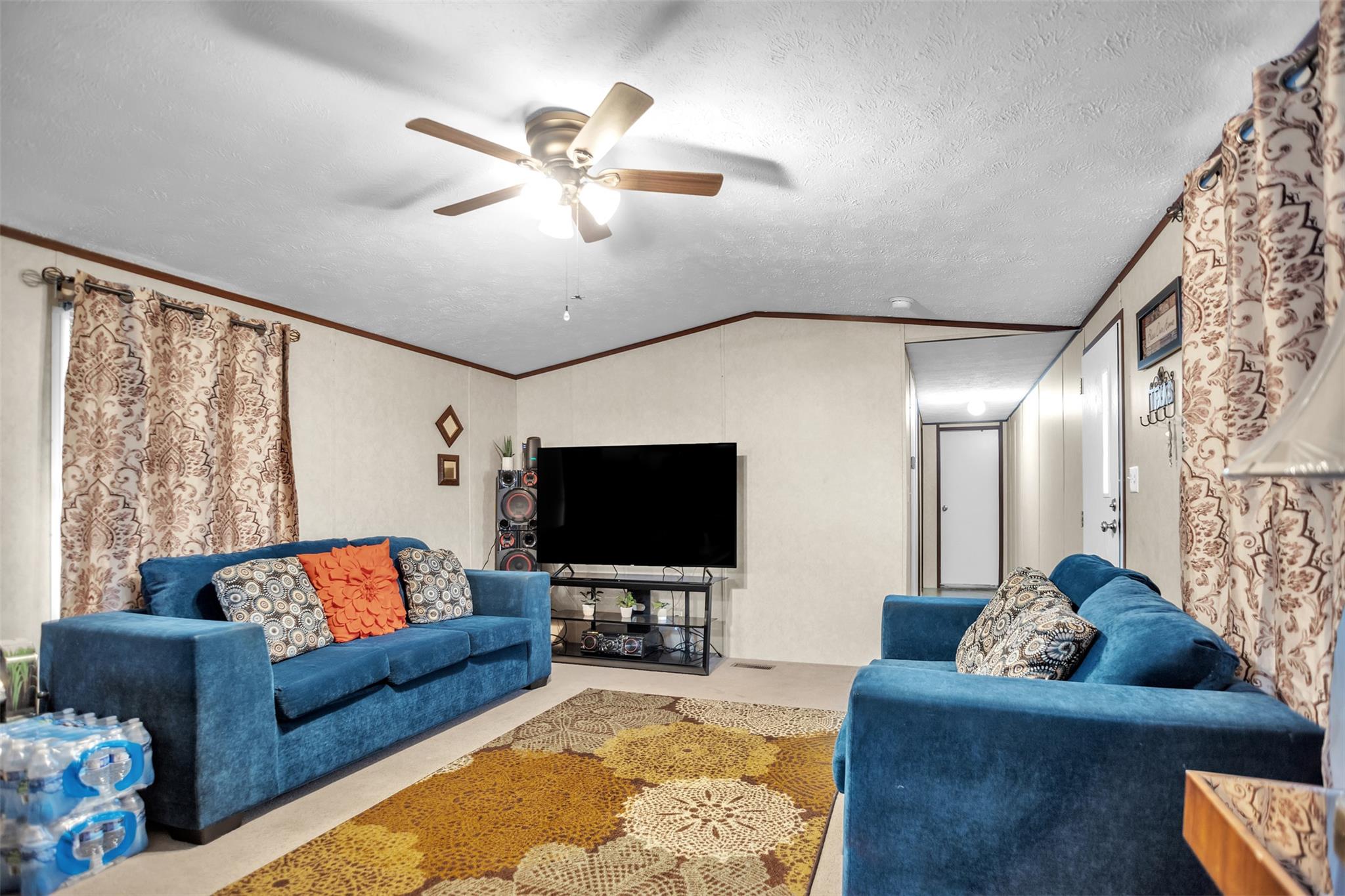 363 El Rey Dr, Kyle, TX 78640