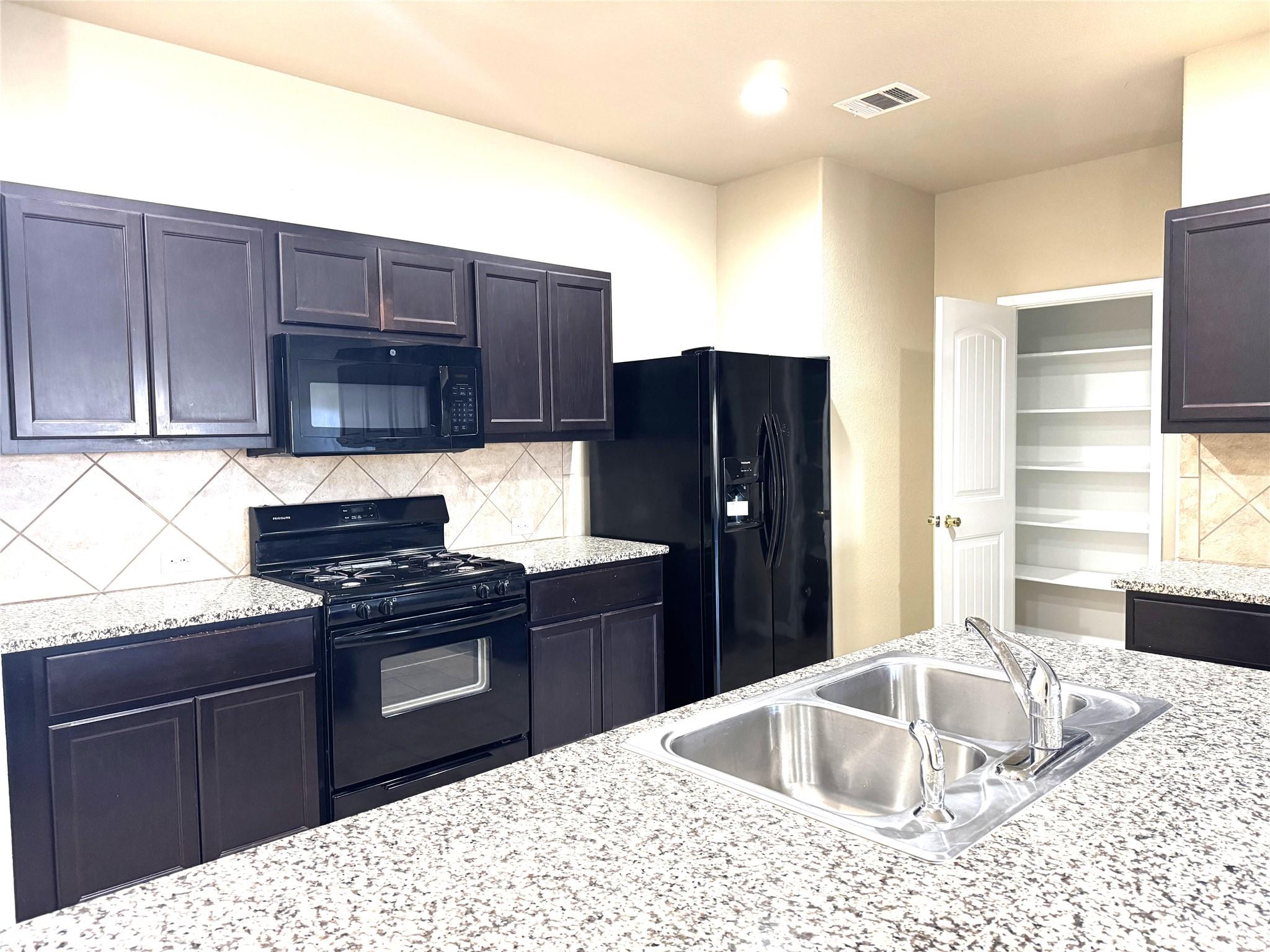 1429 Maier Dr, Pflugerville, TX 78660