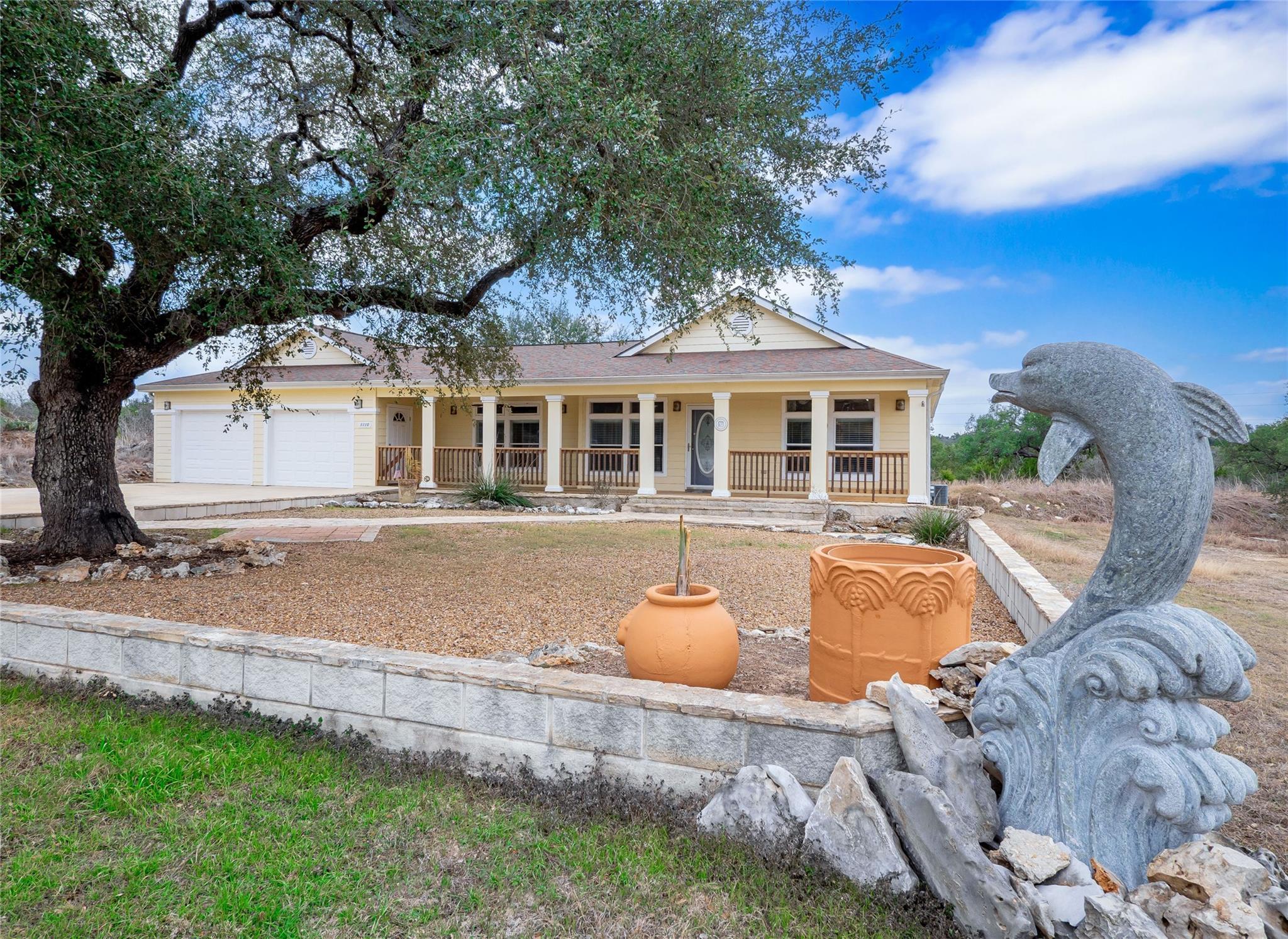 1110 Oakwood Loop, Wimberley, TX 78676