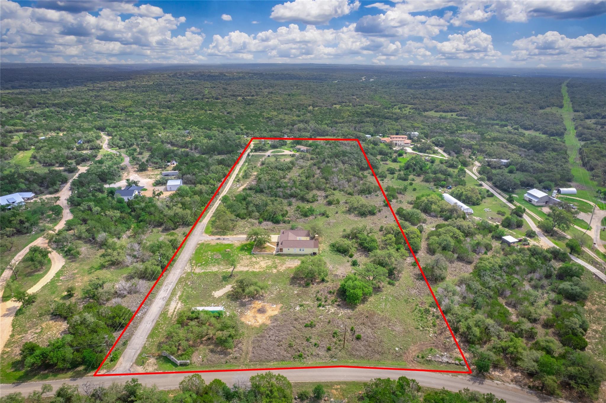 1110 Oakwood Loop, Wimberley, TX 78676