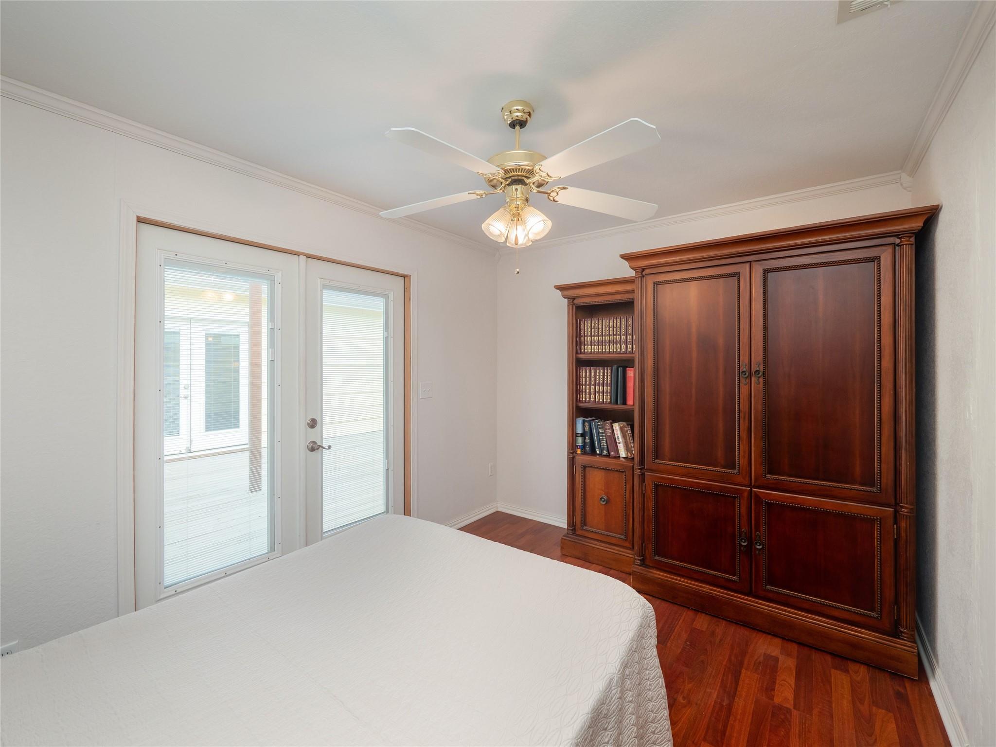 1110 Oakwood Loop, Wimberley, TX 78676