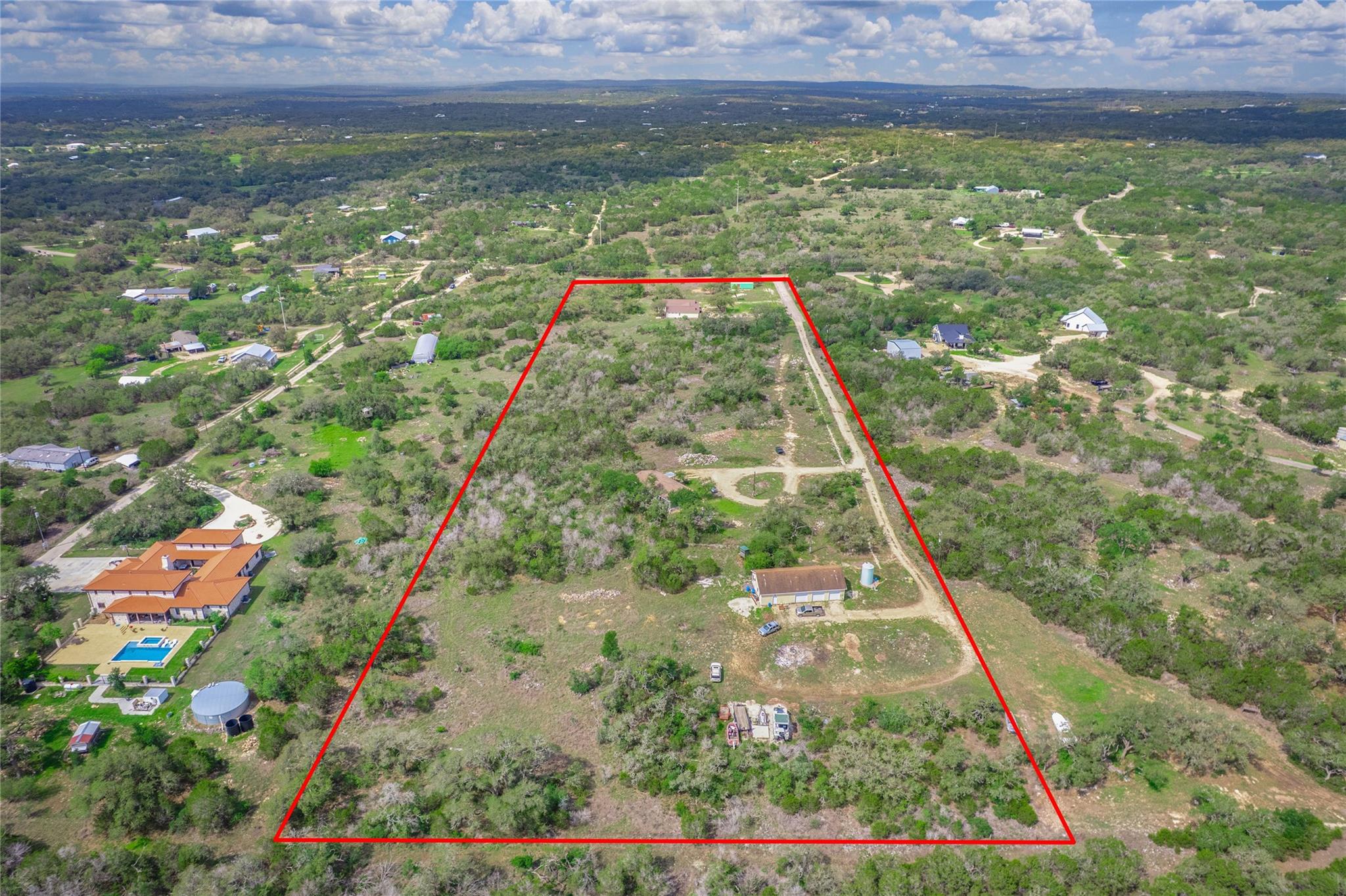 1110 Oakwood Loop, Wimberley, TX 78676