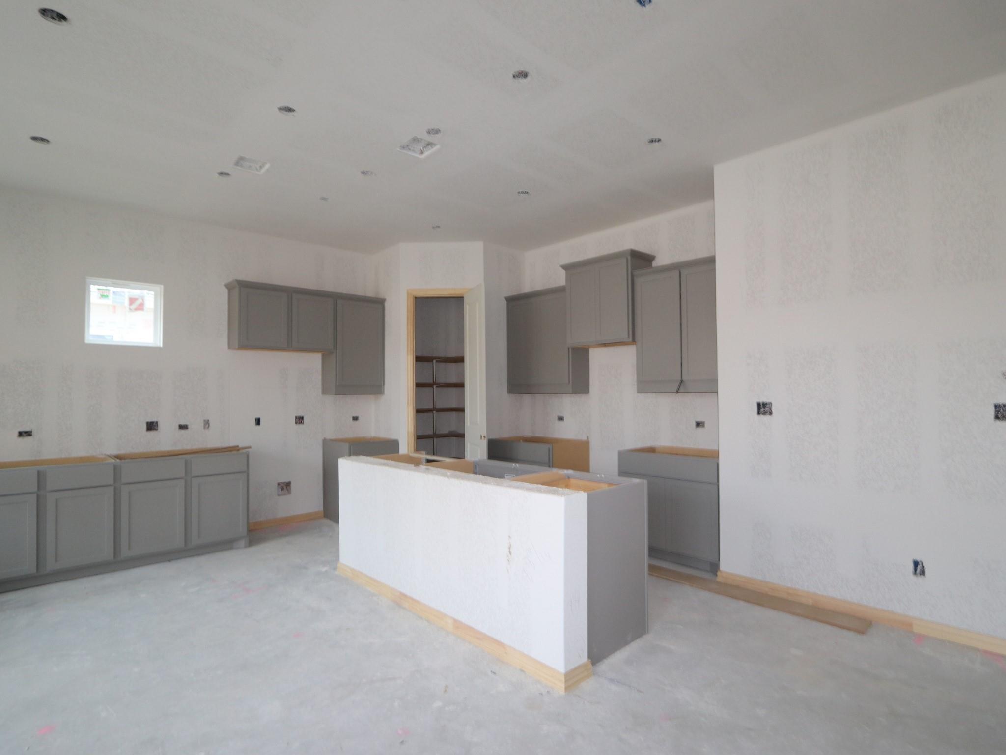 578 Darley Oak Dr, Dripping Springs, TX 78620