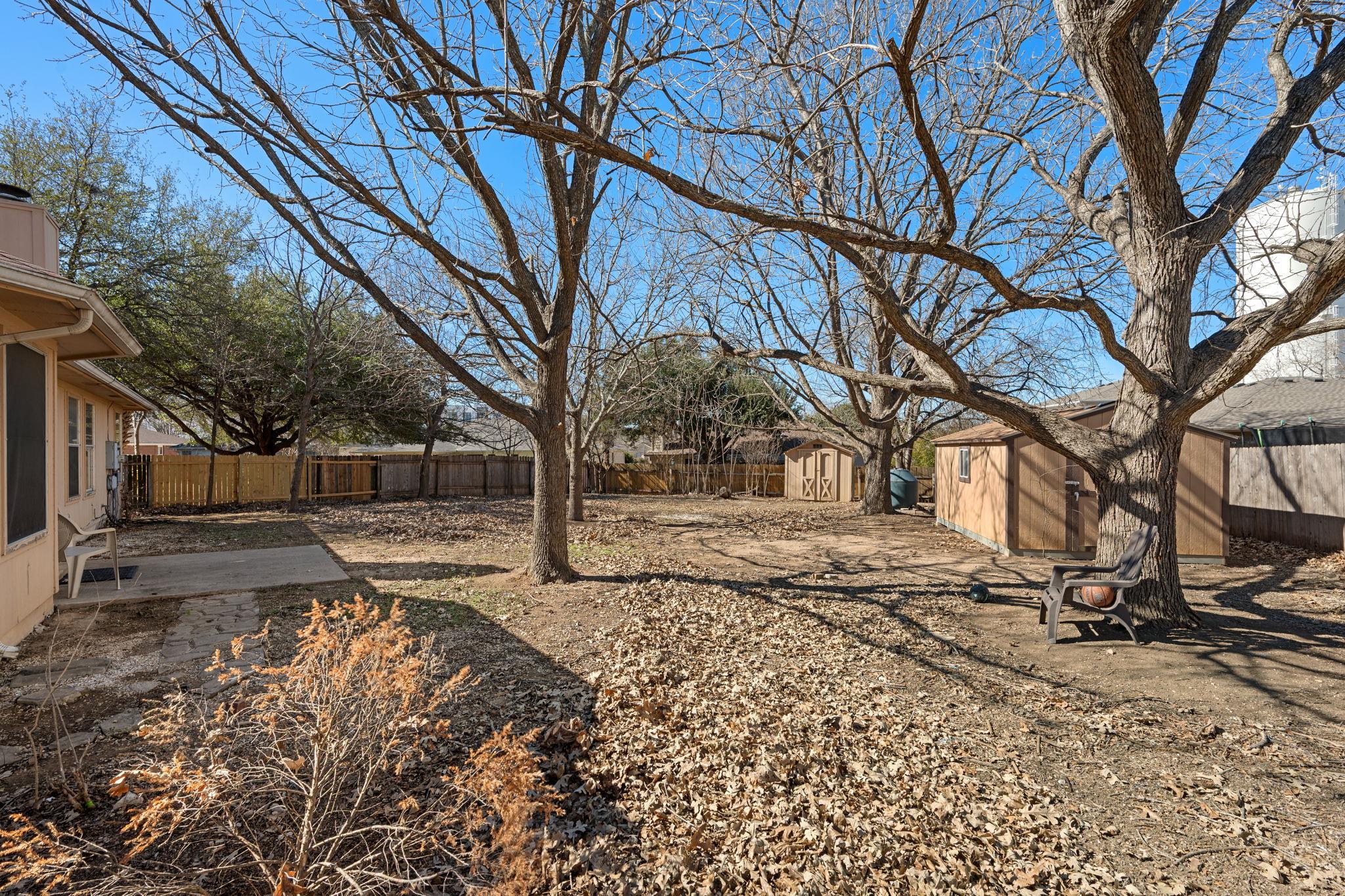 1402 Quicksilver Cir, Round Rock, TX 78665