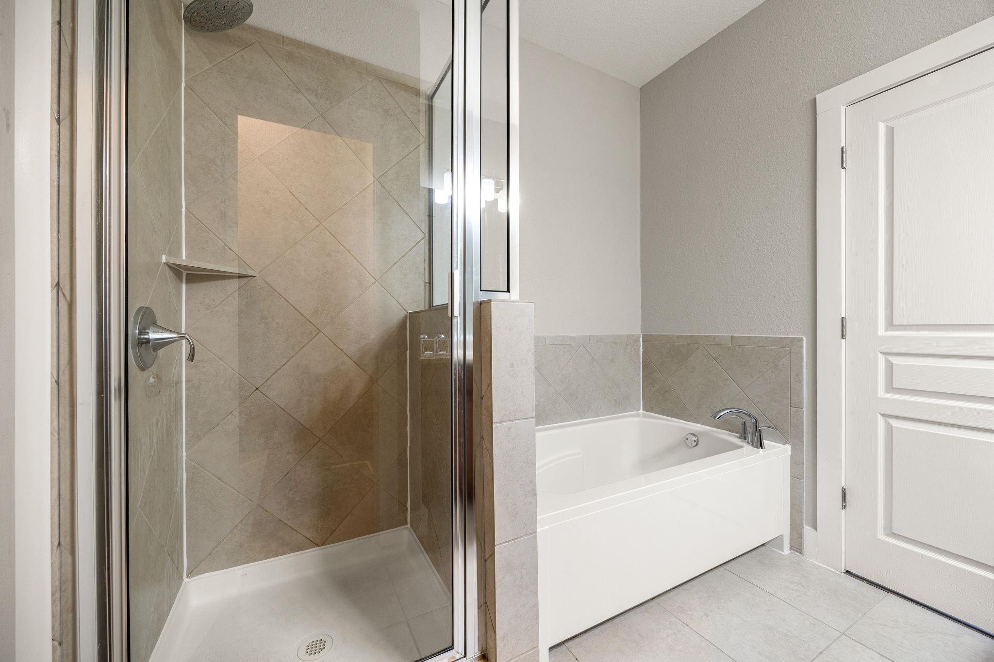 1501 Roseburg Dr, Austin, TX 78754