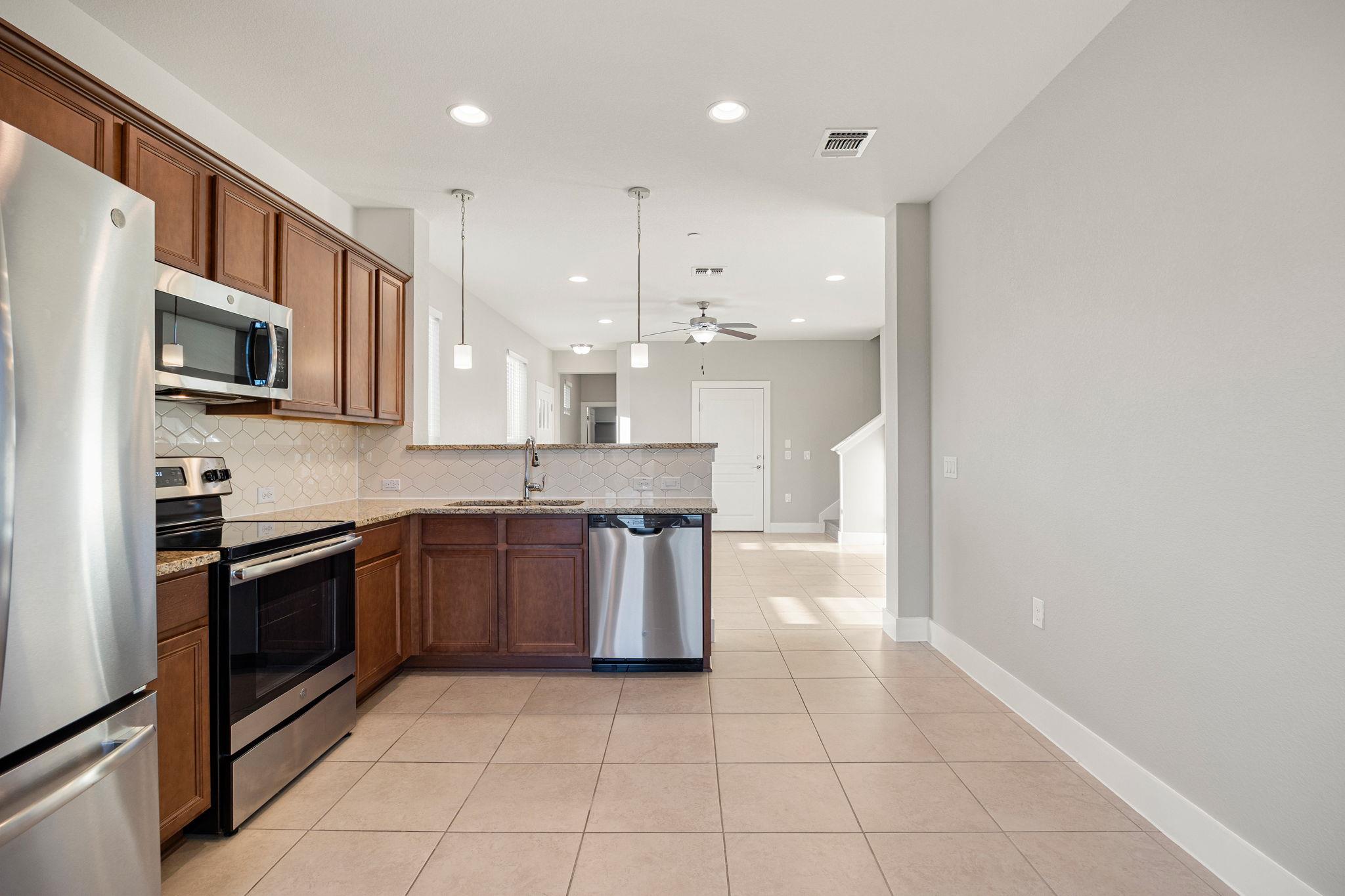 1501 Roseburg Dr, Austin, TX 78754