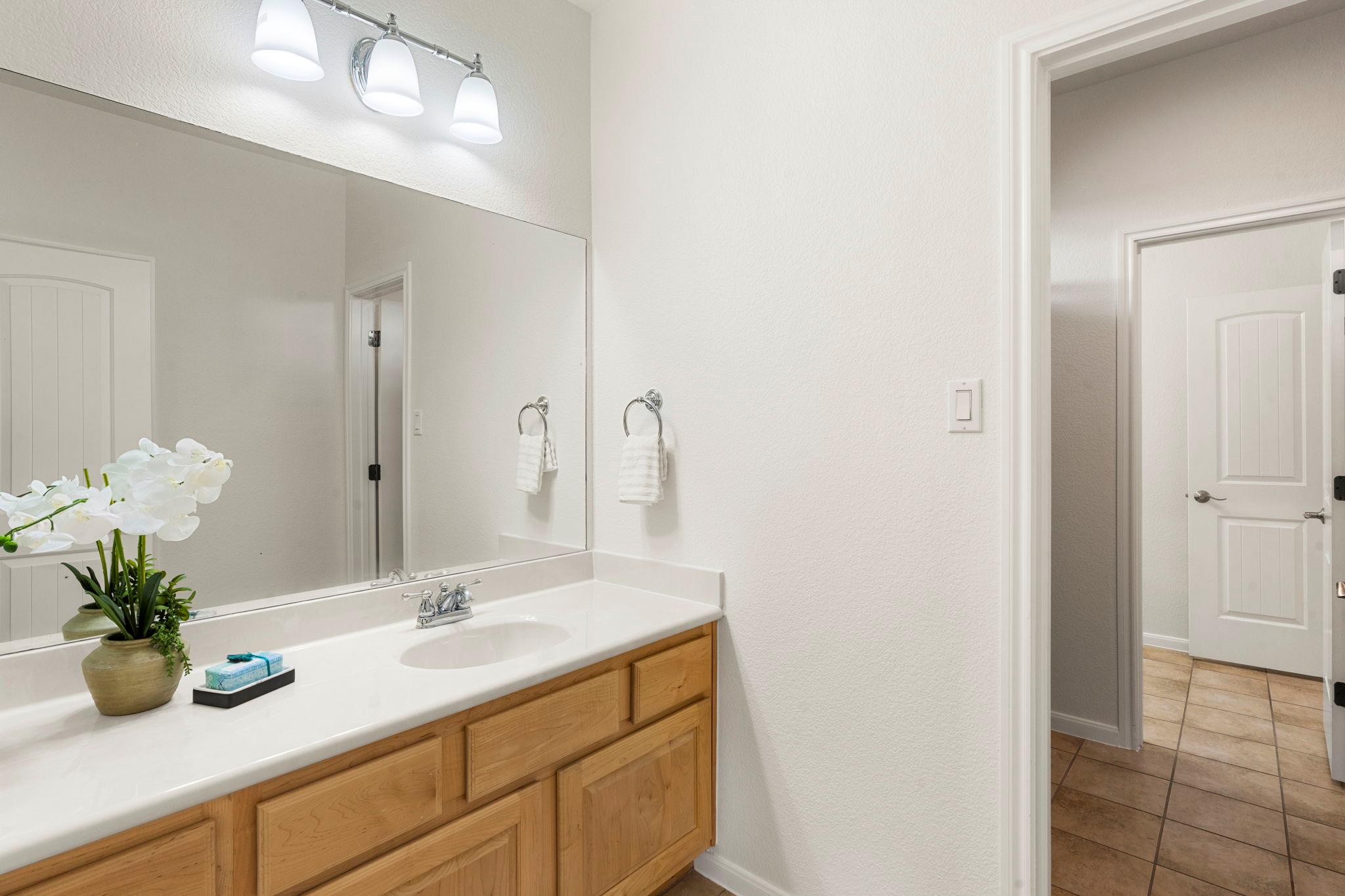 7809 Tusman Dr, Austin, TX 78735