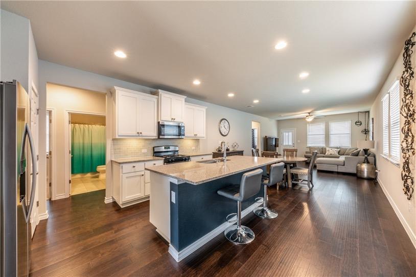 138 Silktassel Way, Buda, TX 78610