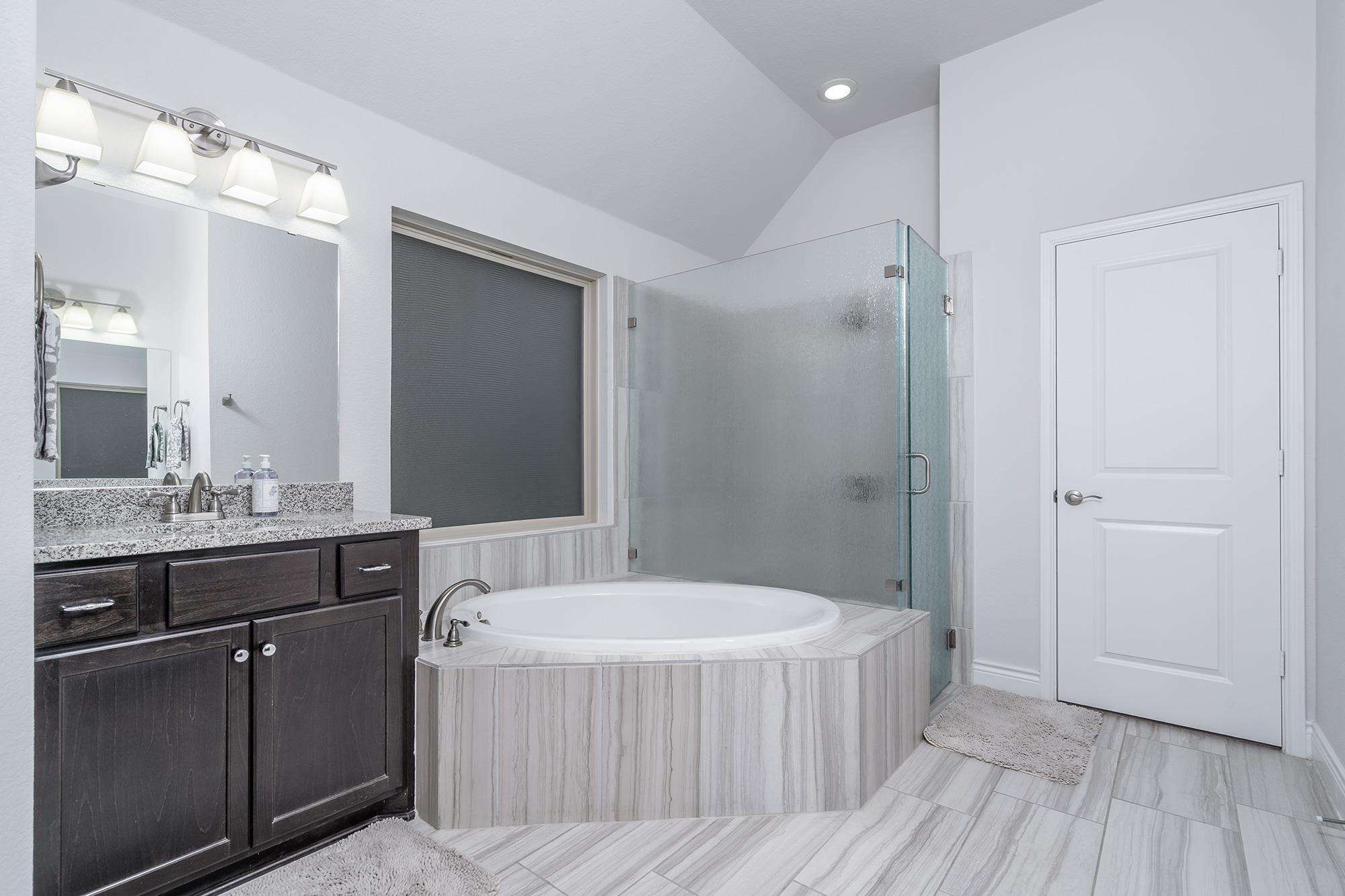 1232 Lakeside Ranch Rd, Georgetown, TX 78633