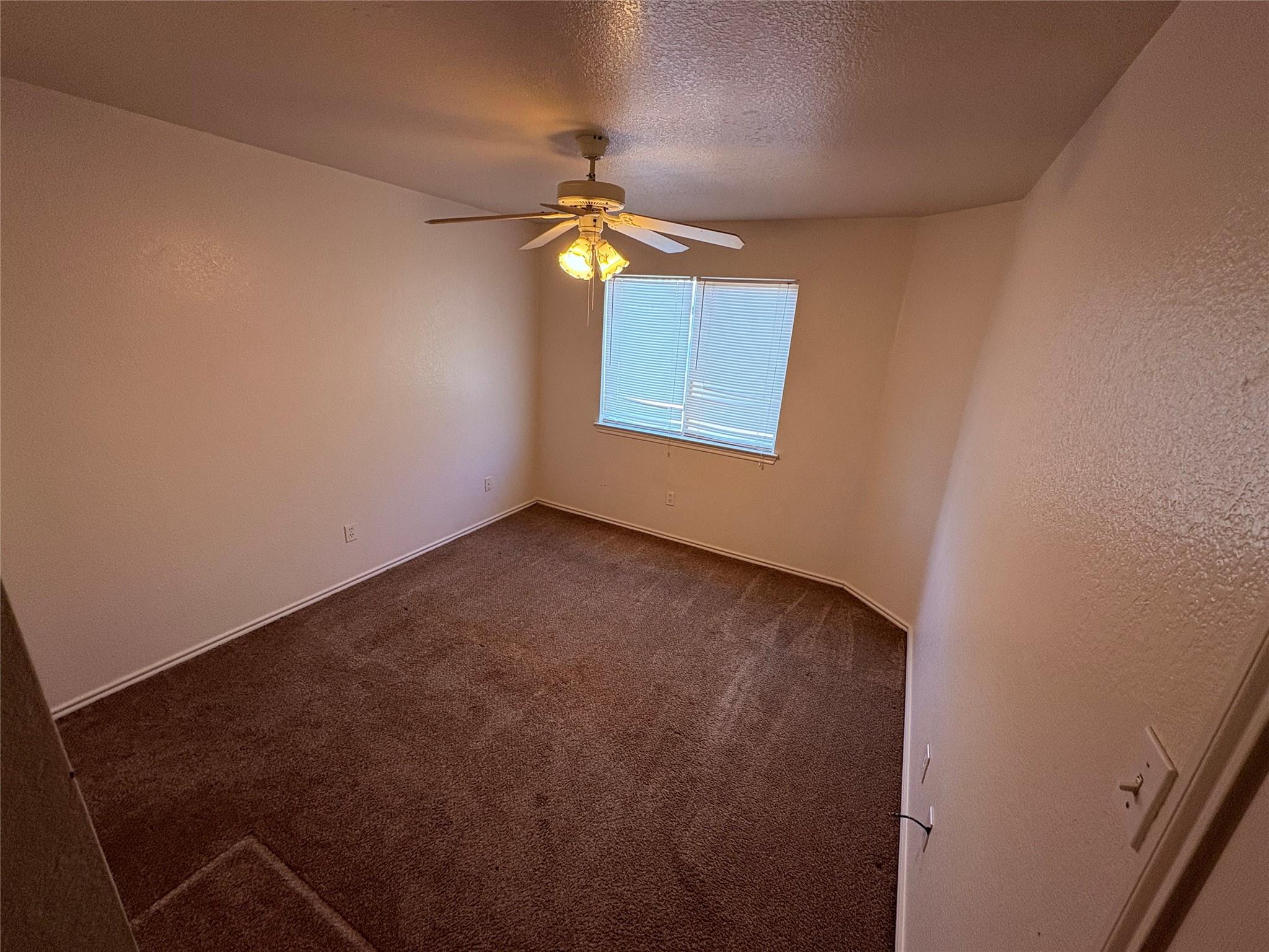 111 Cedar Grv, San Marcos, TX 78666