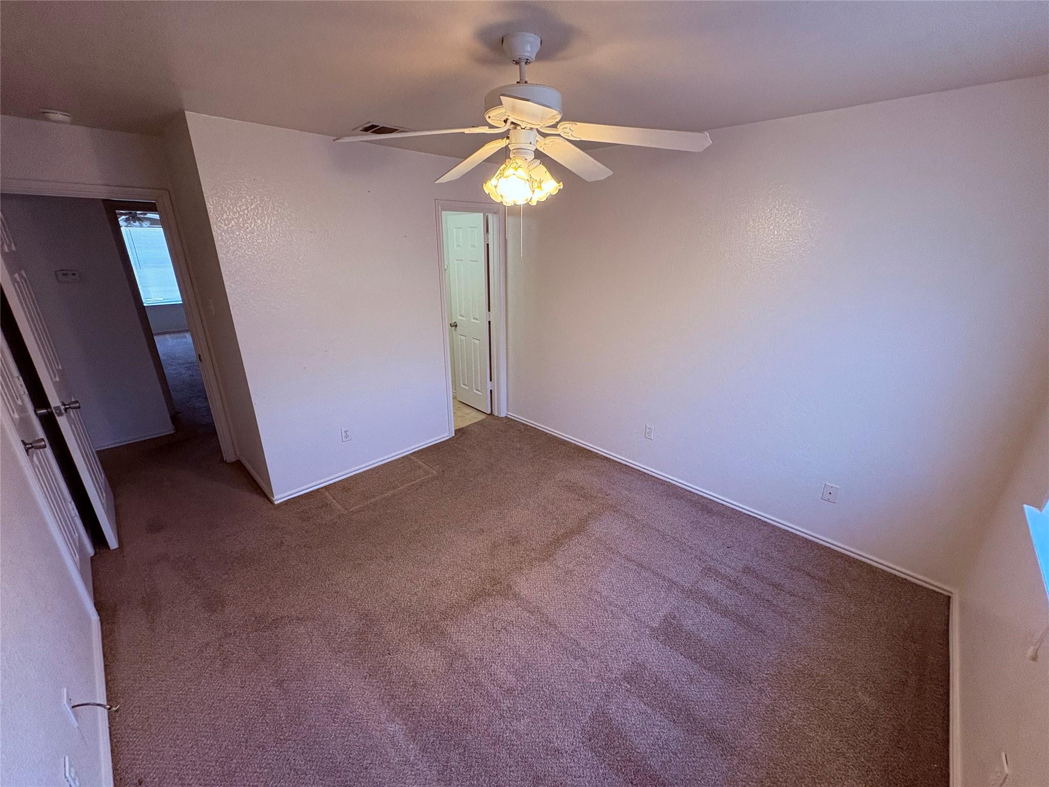 111 Cedar Grv, San Marcos, TX 78666