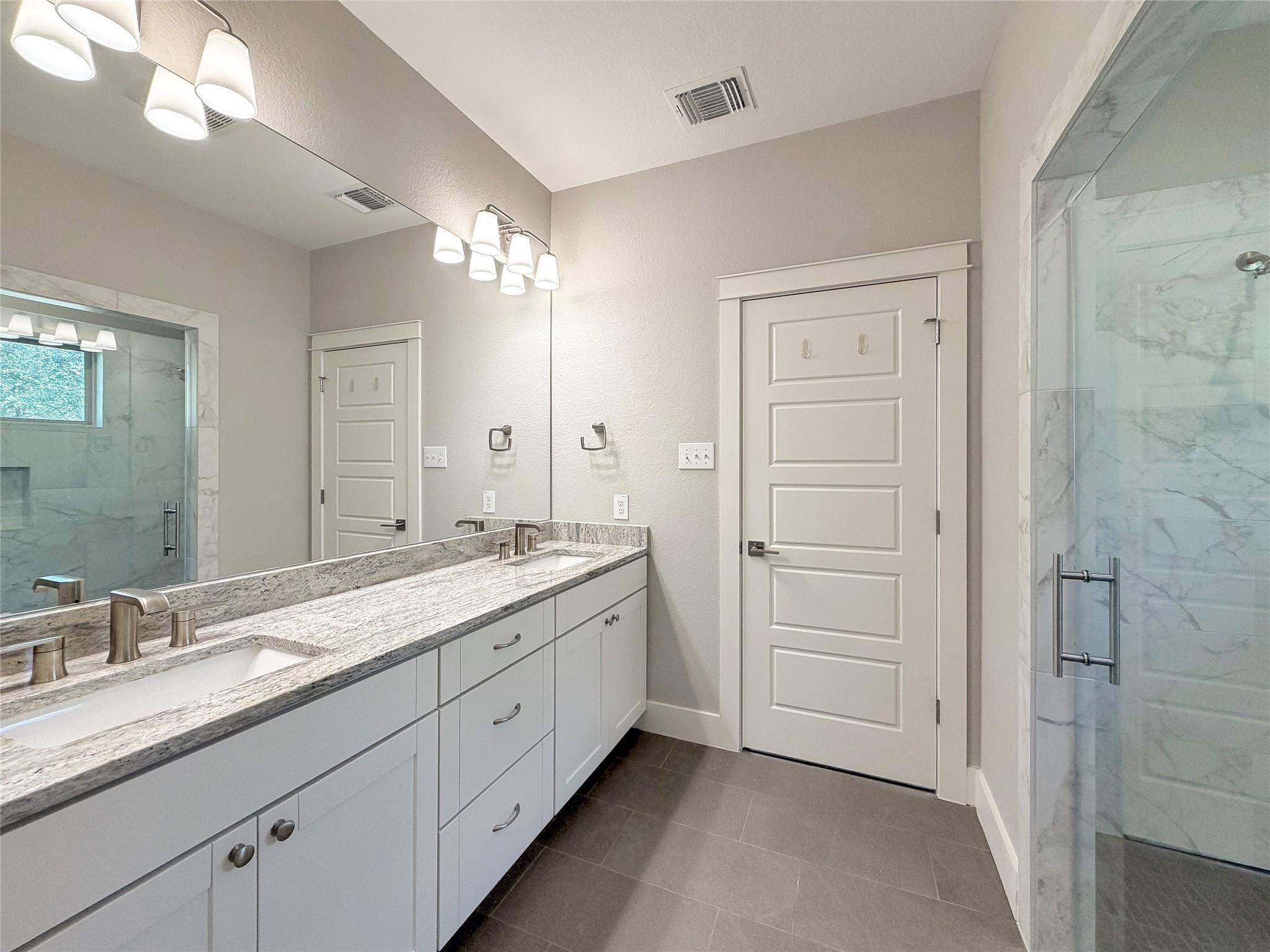 381 Monarch, Canyon Lake, TX 78133