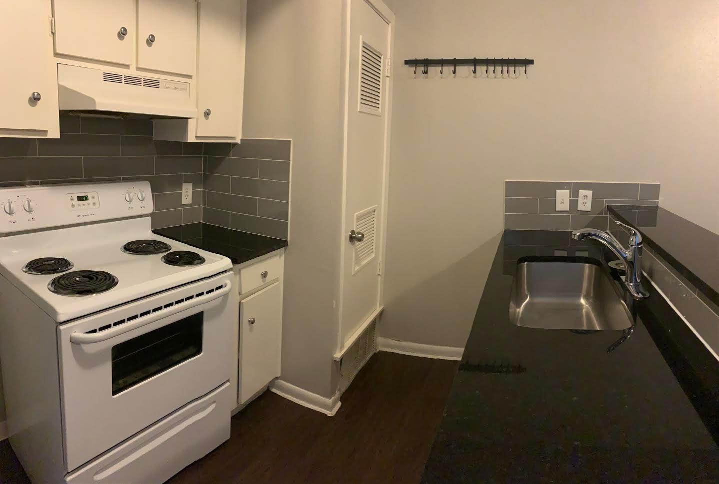 303 W 40th St # 101, Austin, TX 78751