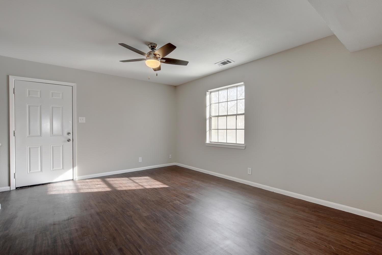 303 W 40th St # 101, Austin, TX 78751