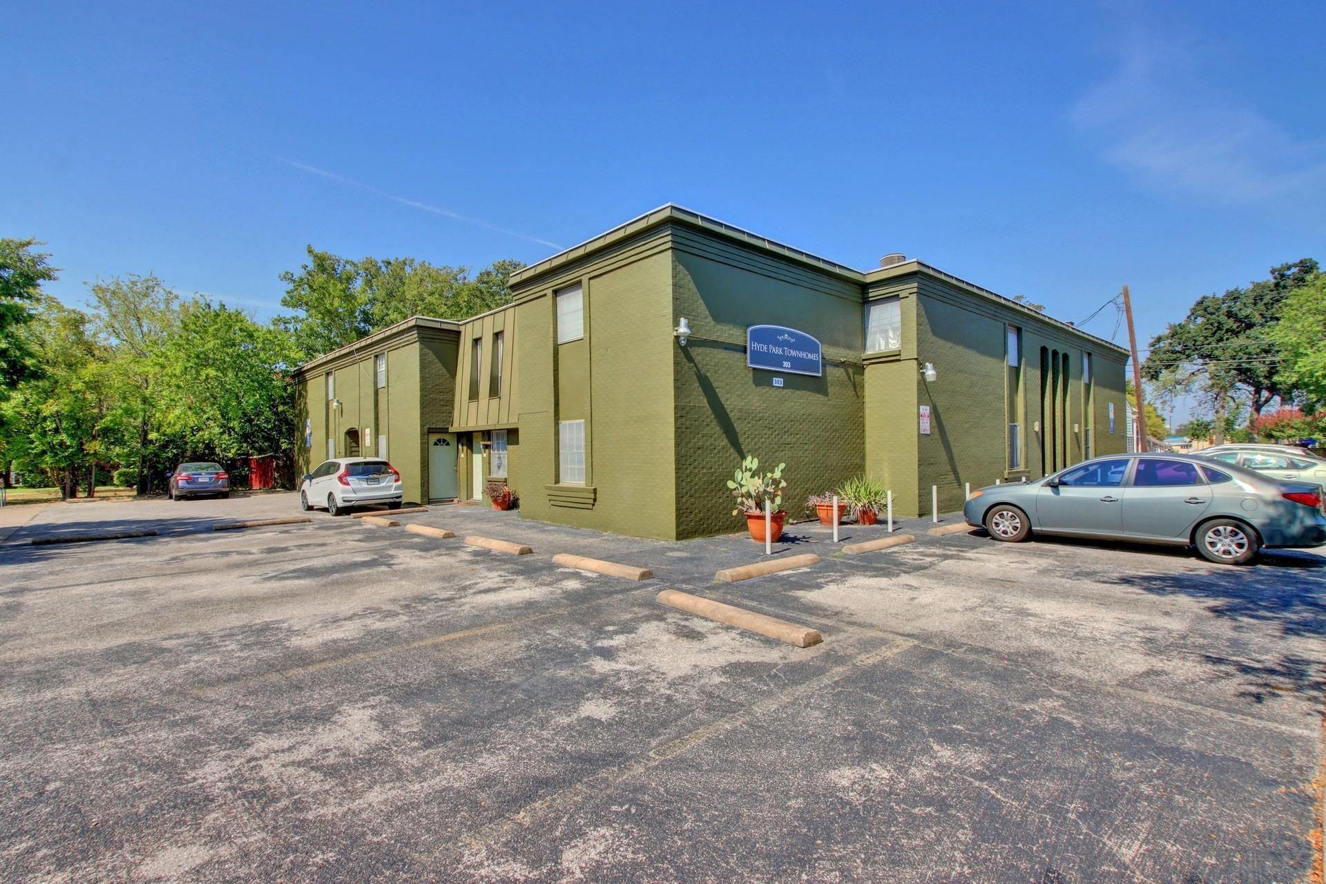 303 W 40th St # 101, Austin, TX 78751