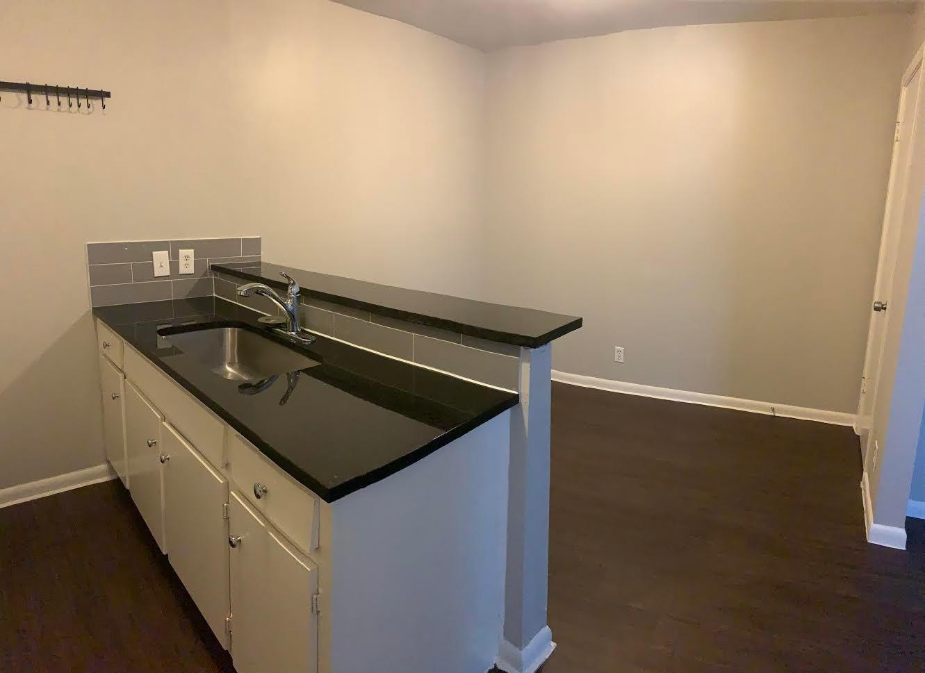 303 W 40th St # 101, Austin, TX 78751