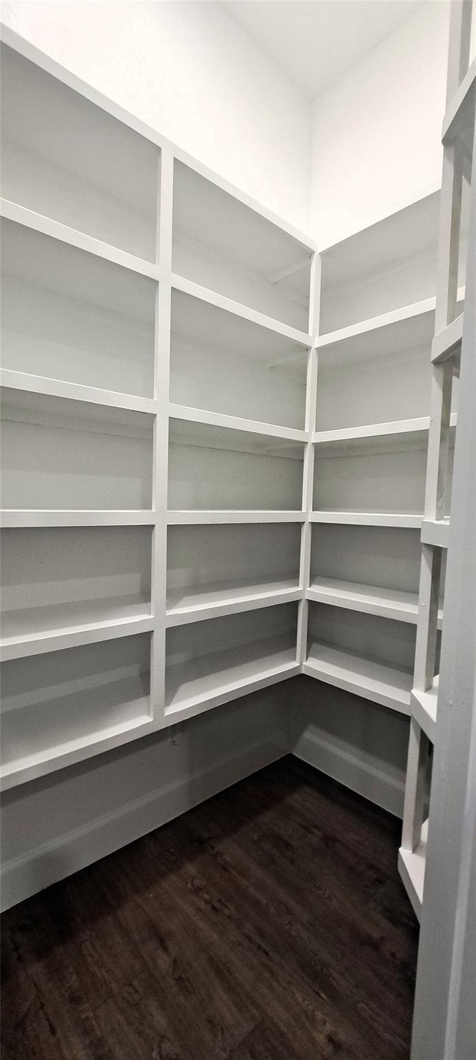 300 E Front St, Thorndale, TX 76577