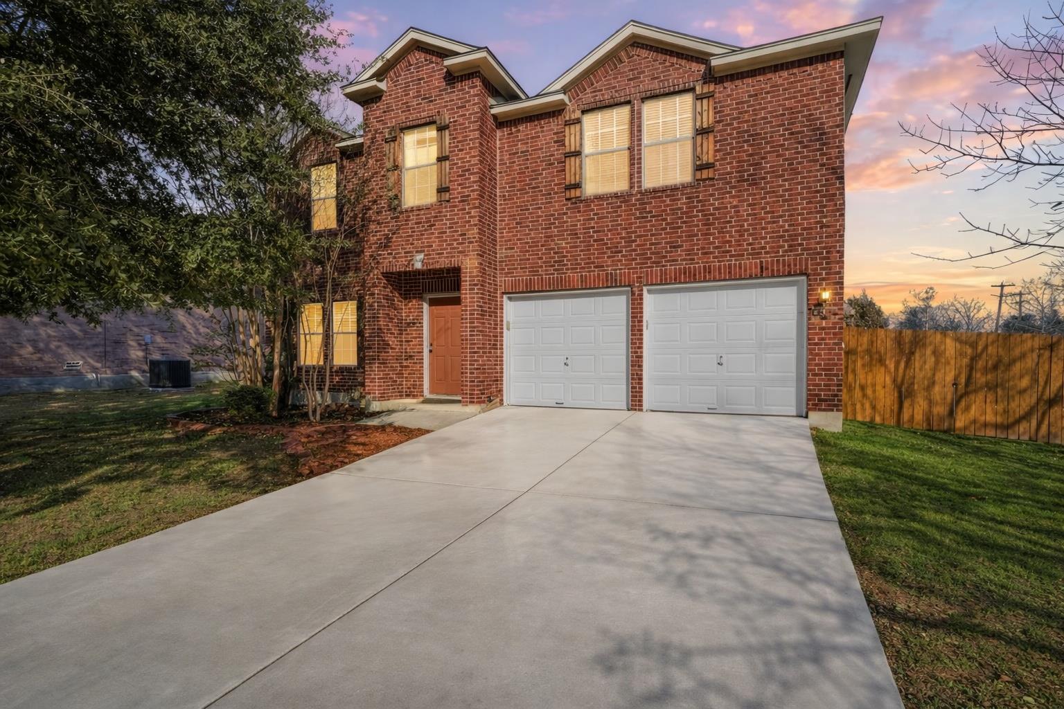 2141 Warwick Pl, New Braunfels, TX 78130