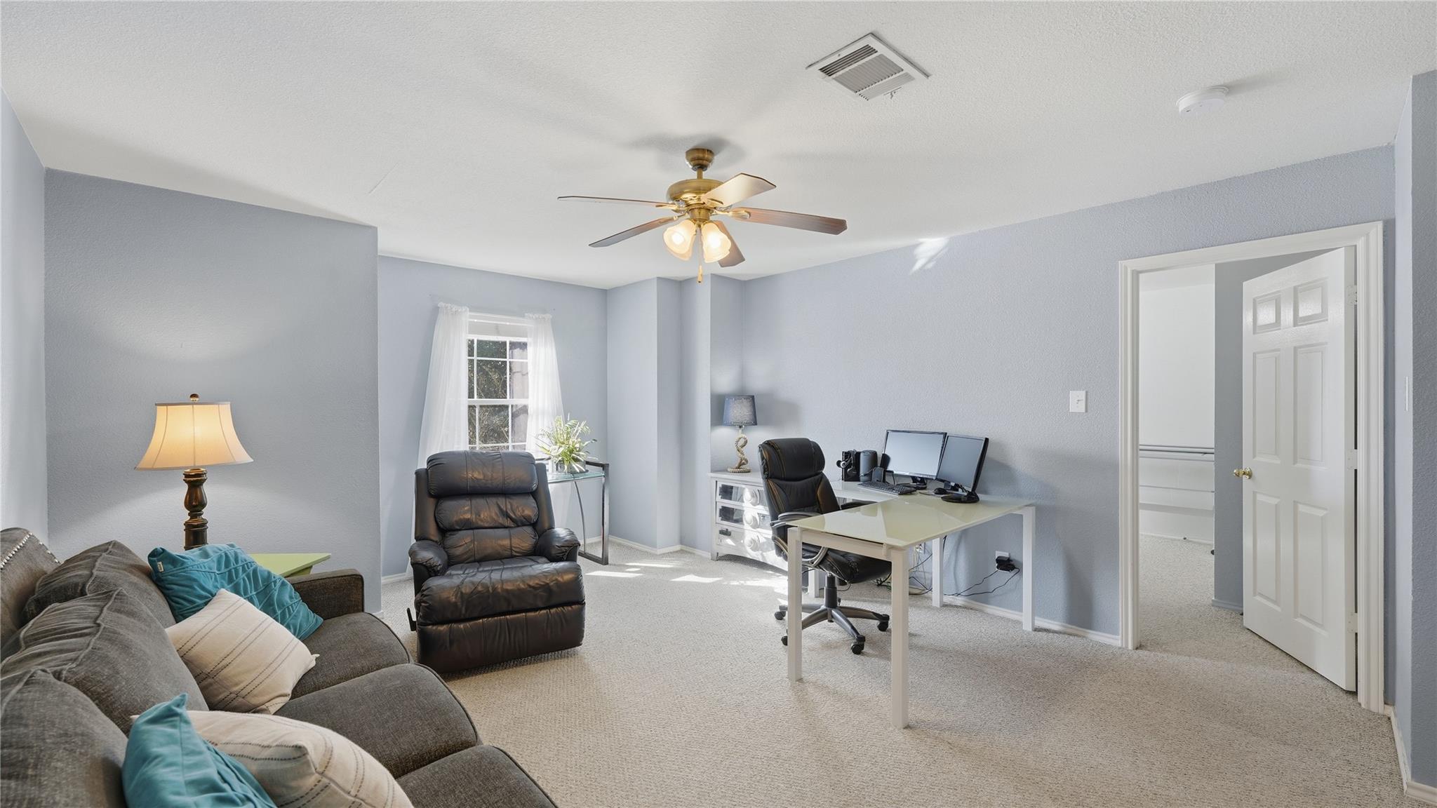 2141 Warwick Pl, New Braunfels, TX 78130