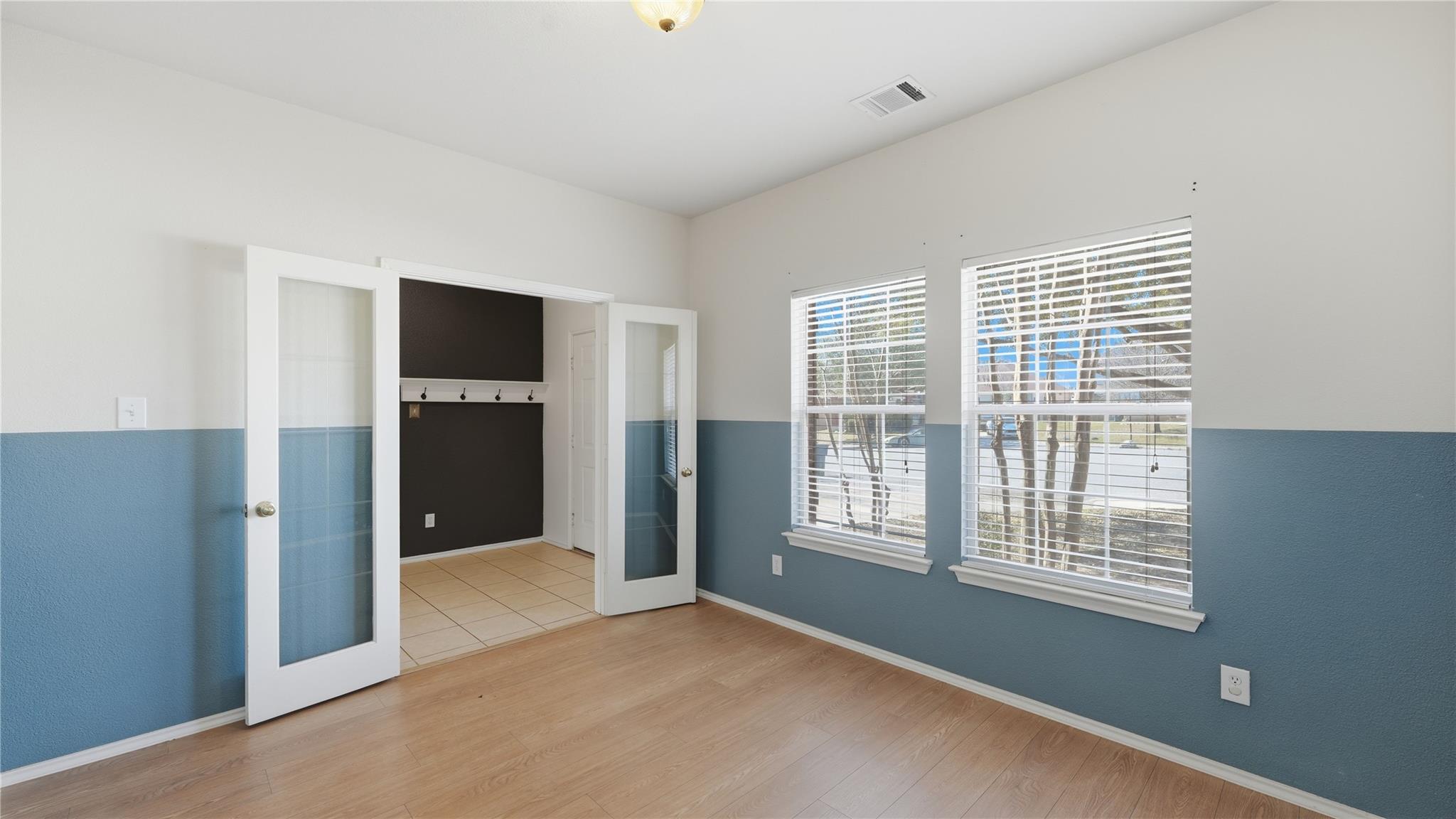 2141 Warwick Pl, New Braunfels, TX 78130