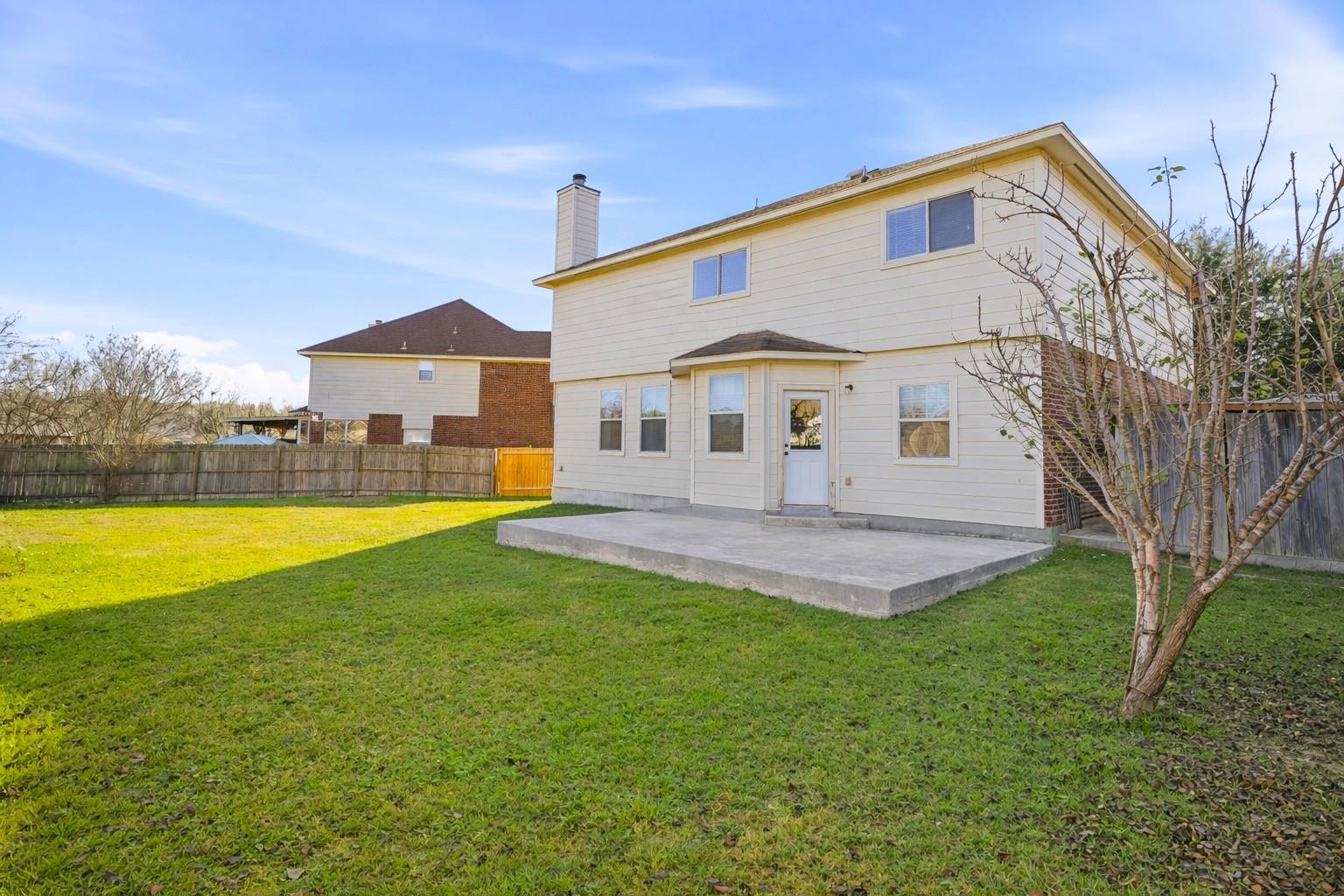 2141 Warwick Pl, New Braunfels, TX 78130