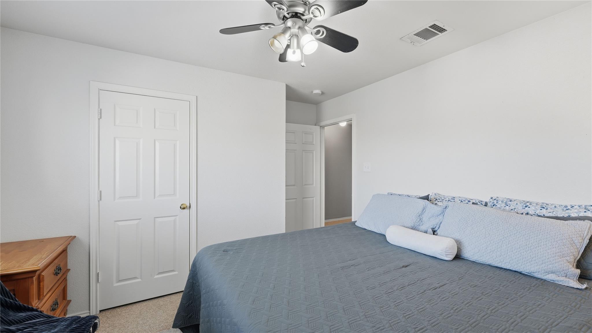 2141 Warwick Pl, New Braunfels, TX 78130