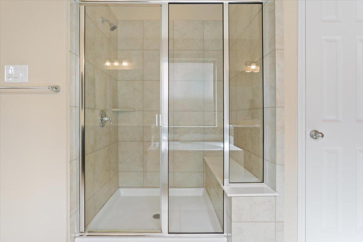 125 Indian Paintbrush Trl, Georgetown, TX 78628