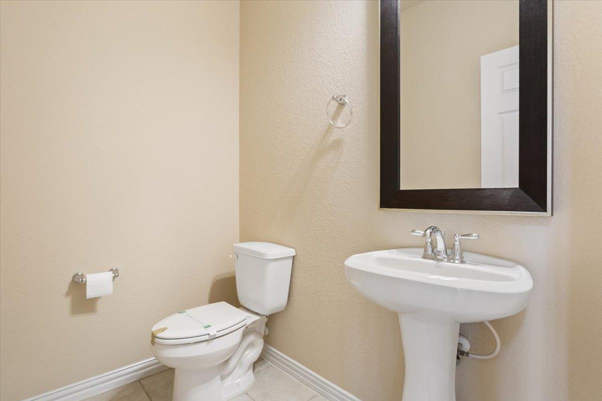 125 Indian Paintbrush Trl, Georgetown, TX 78628