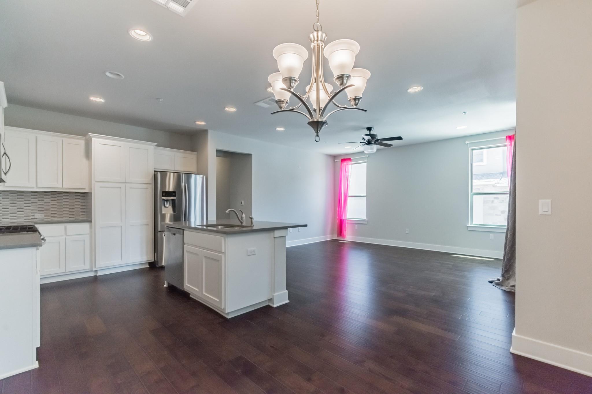 13800 Lyndhurst St # 221, Austin, TX 78717