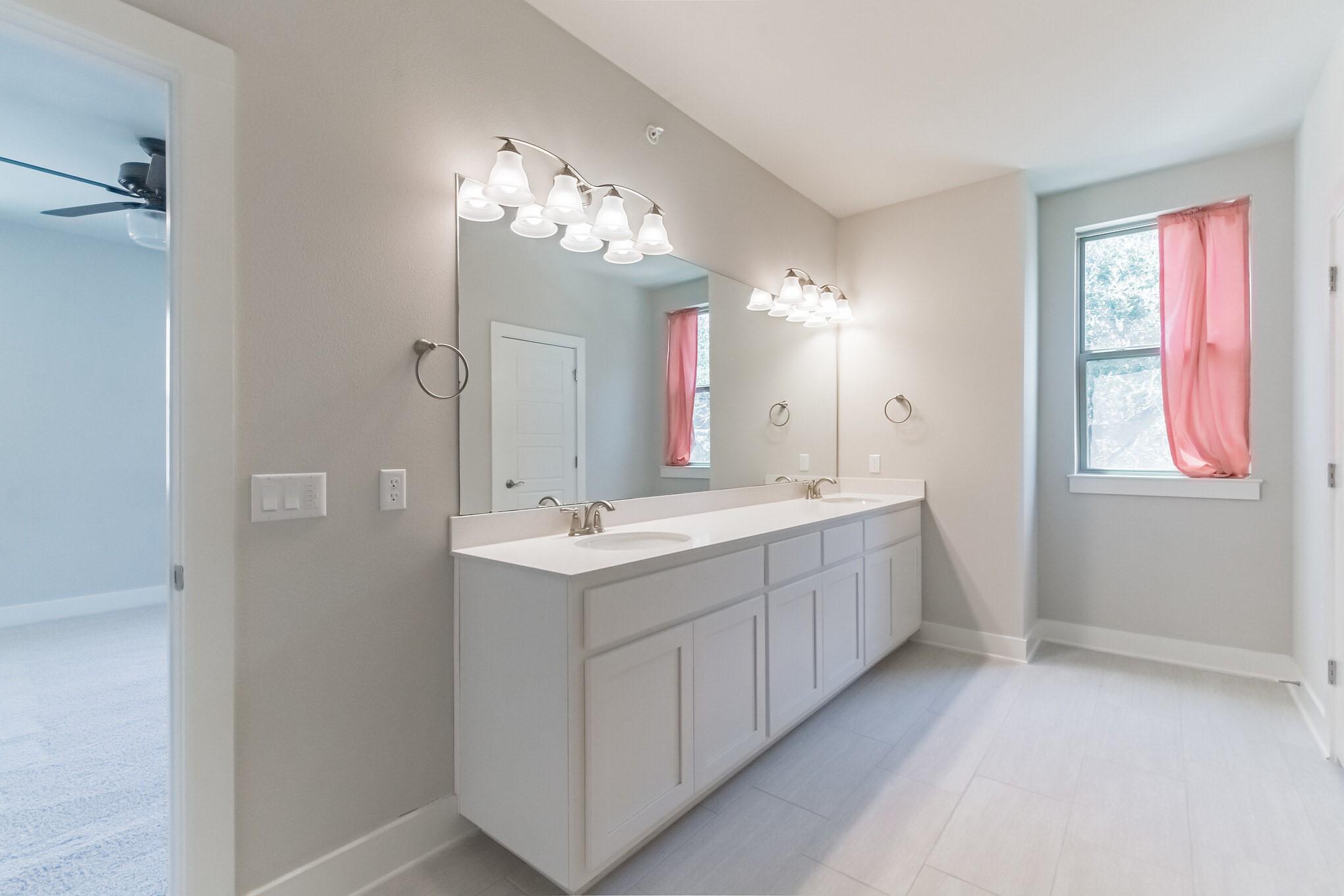 13800 Lyndhurst St # 221, Austin, TX 78717