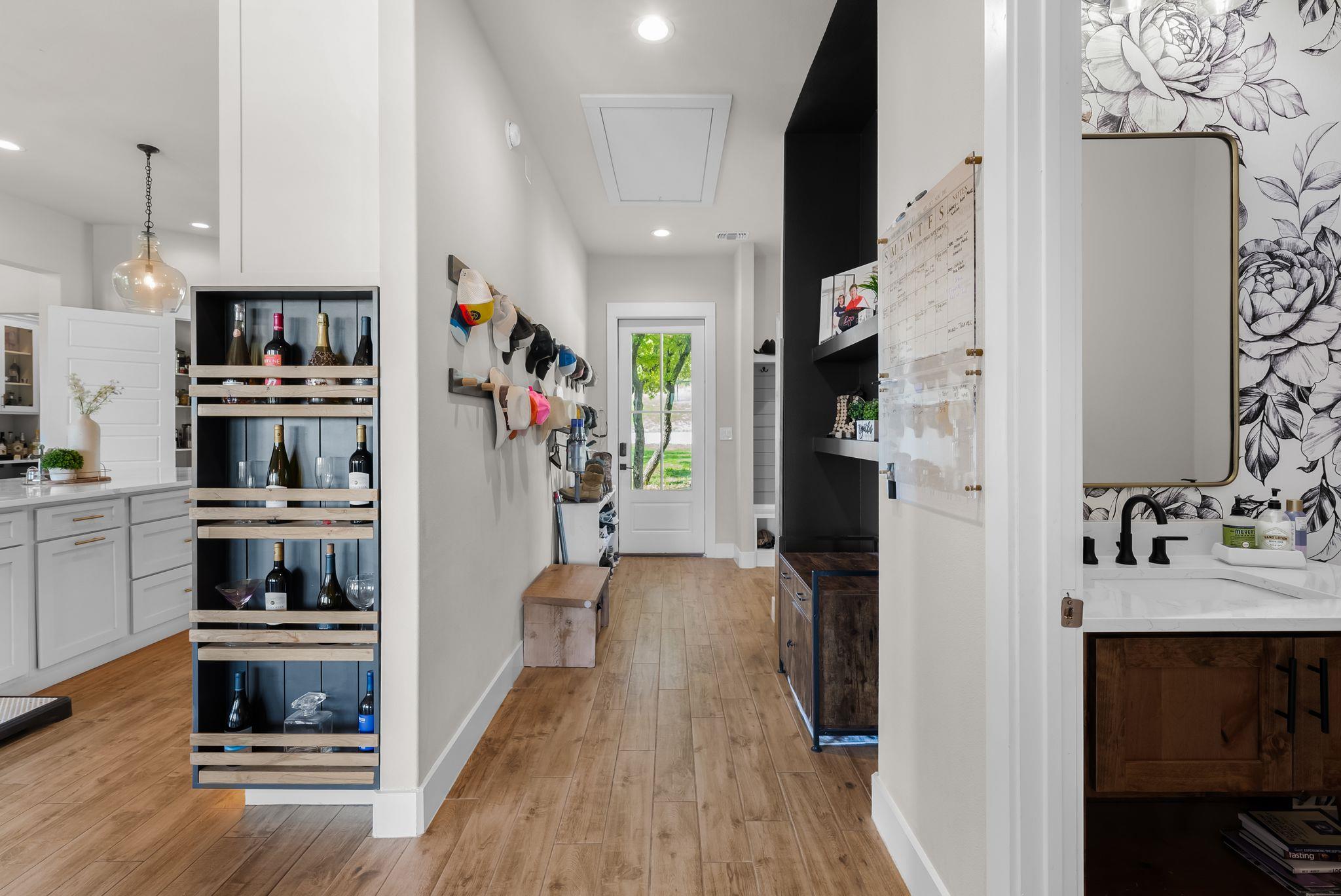 690 Cielo Springs Dr, Blanco, TX 78606