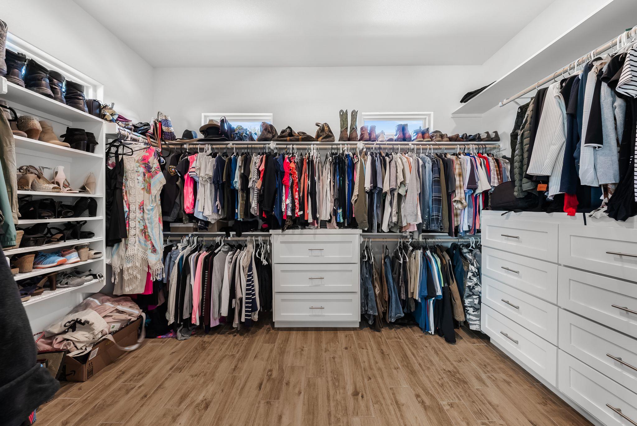 690 Cielo Springs Dr, Blanco, TX 78606